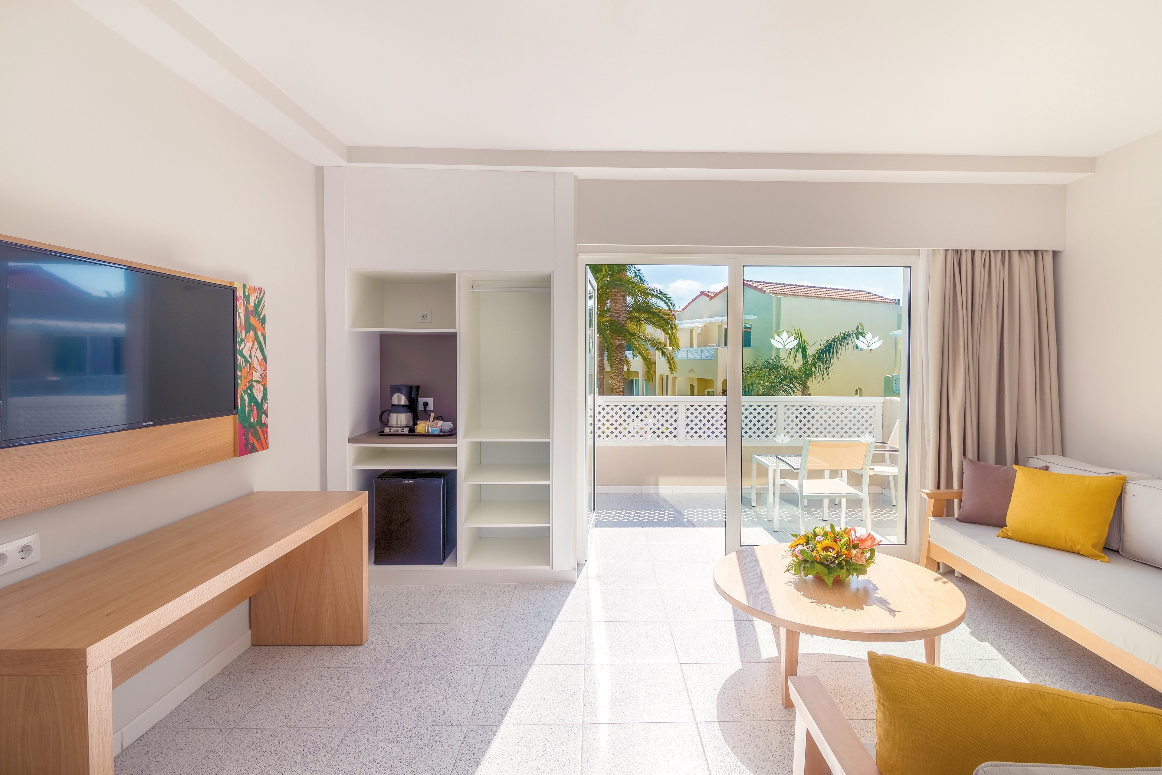 LIVVO Club Koala Garden