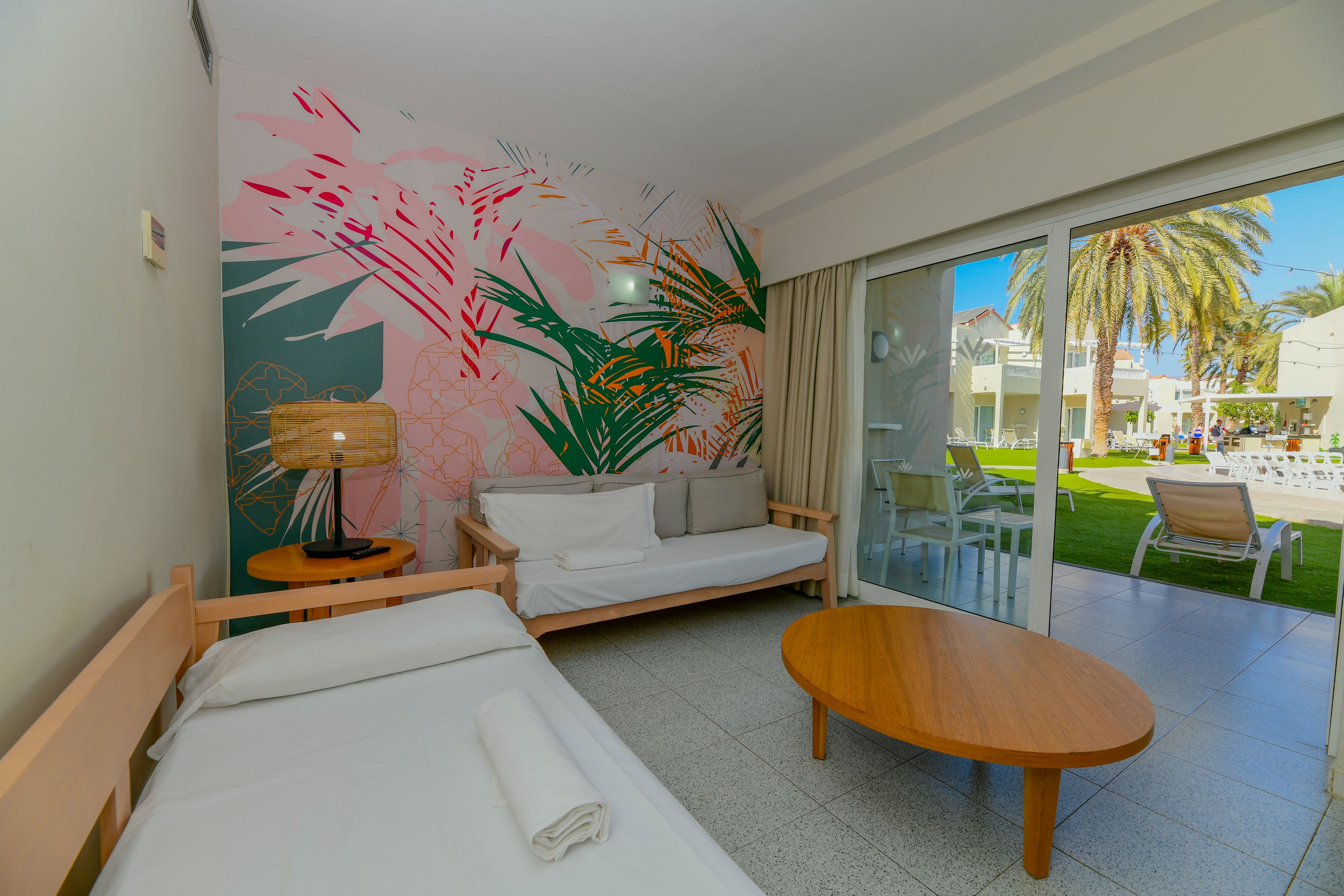 LIVVO Club Koala Garden