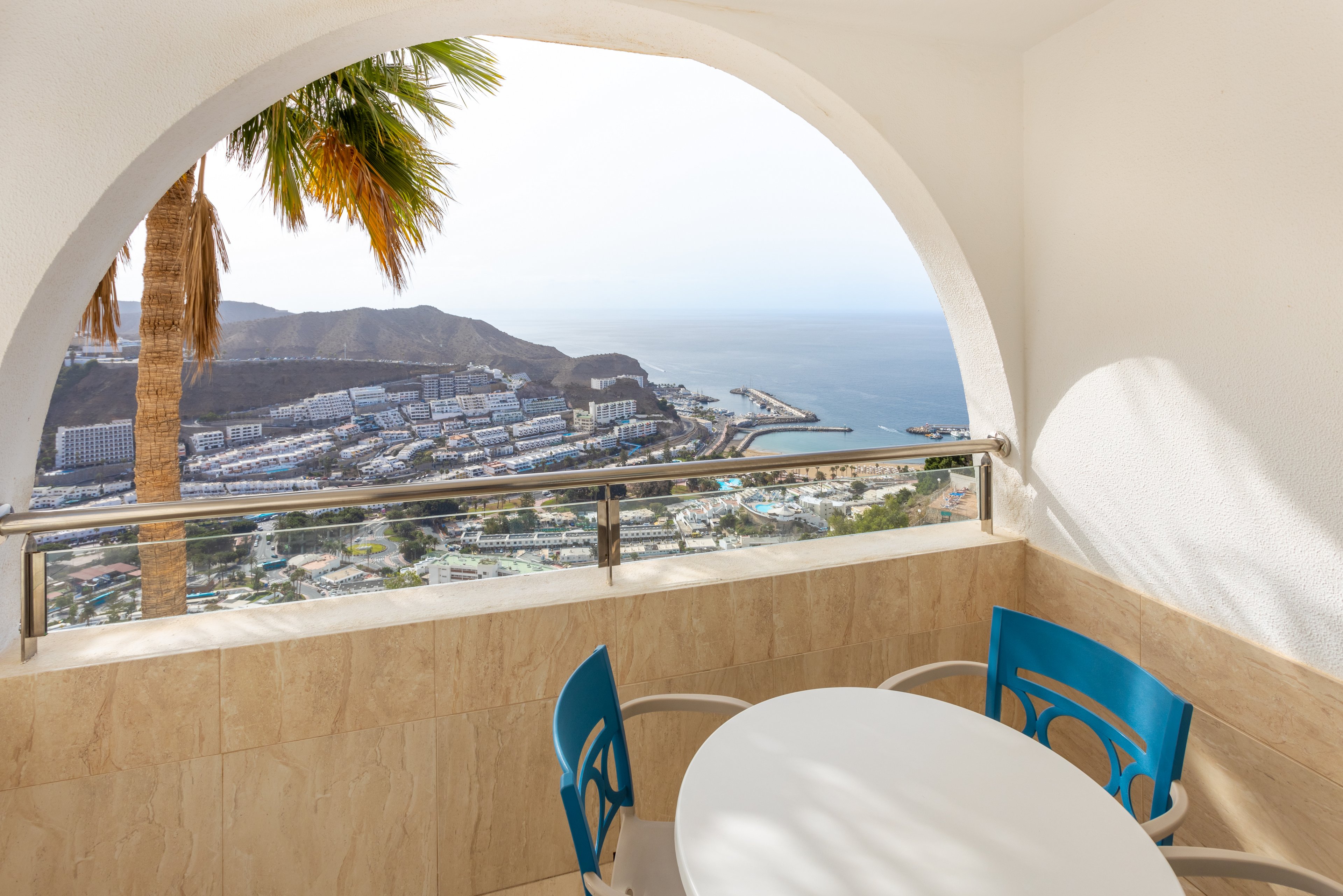 Colina Mar Apartments