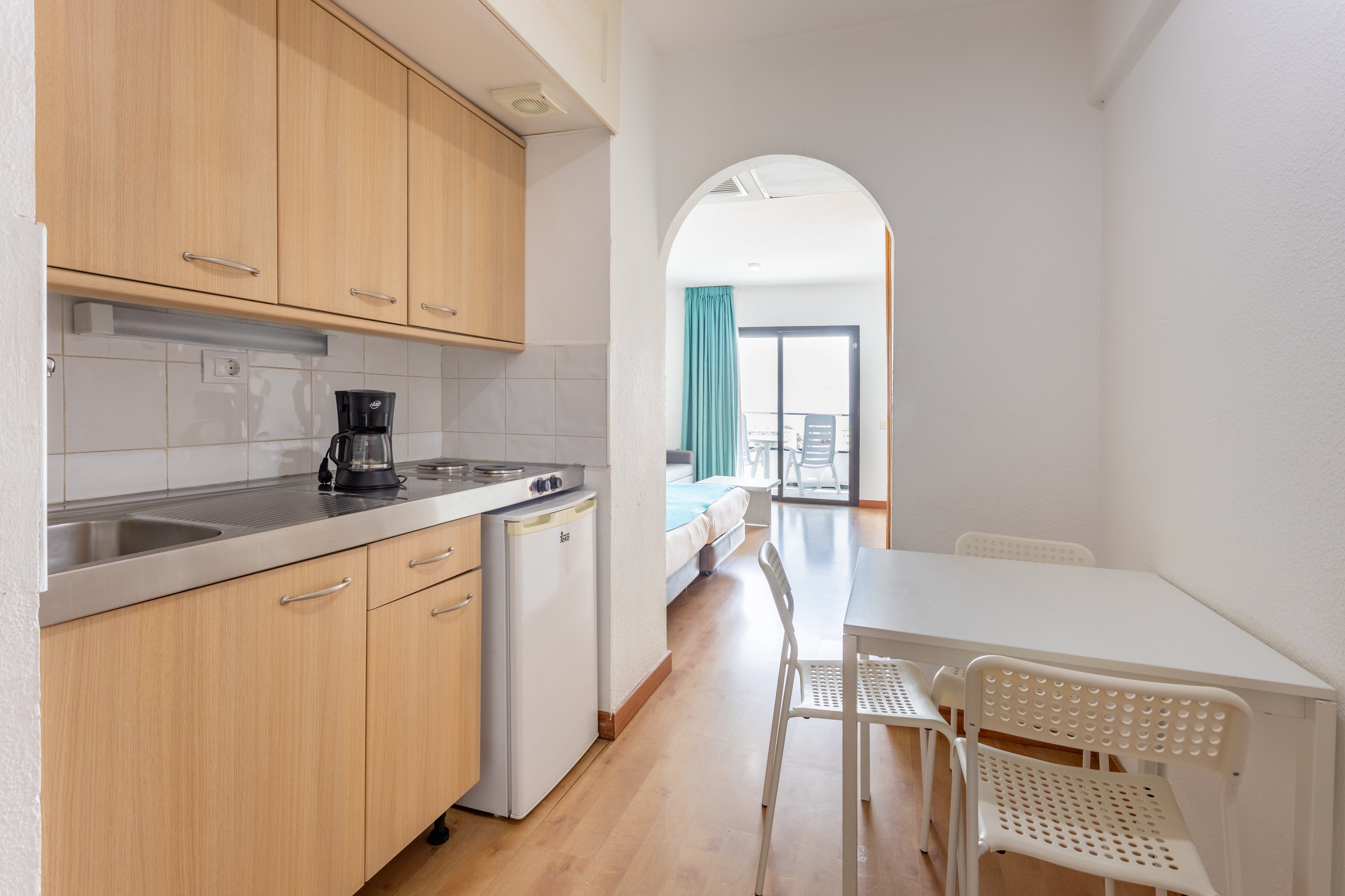 Green Field Aparthotel