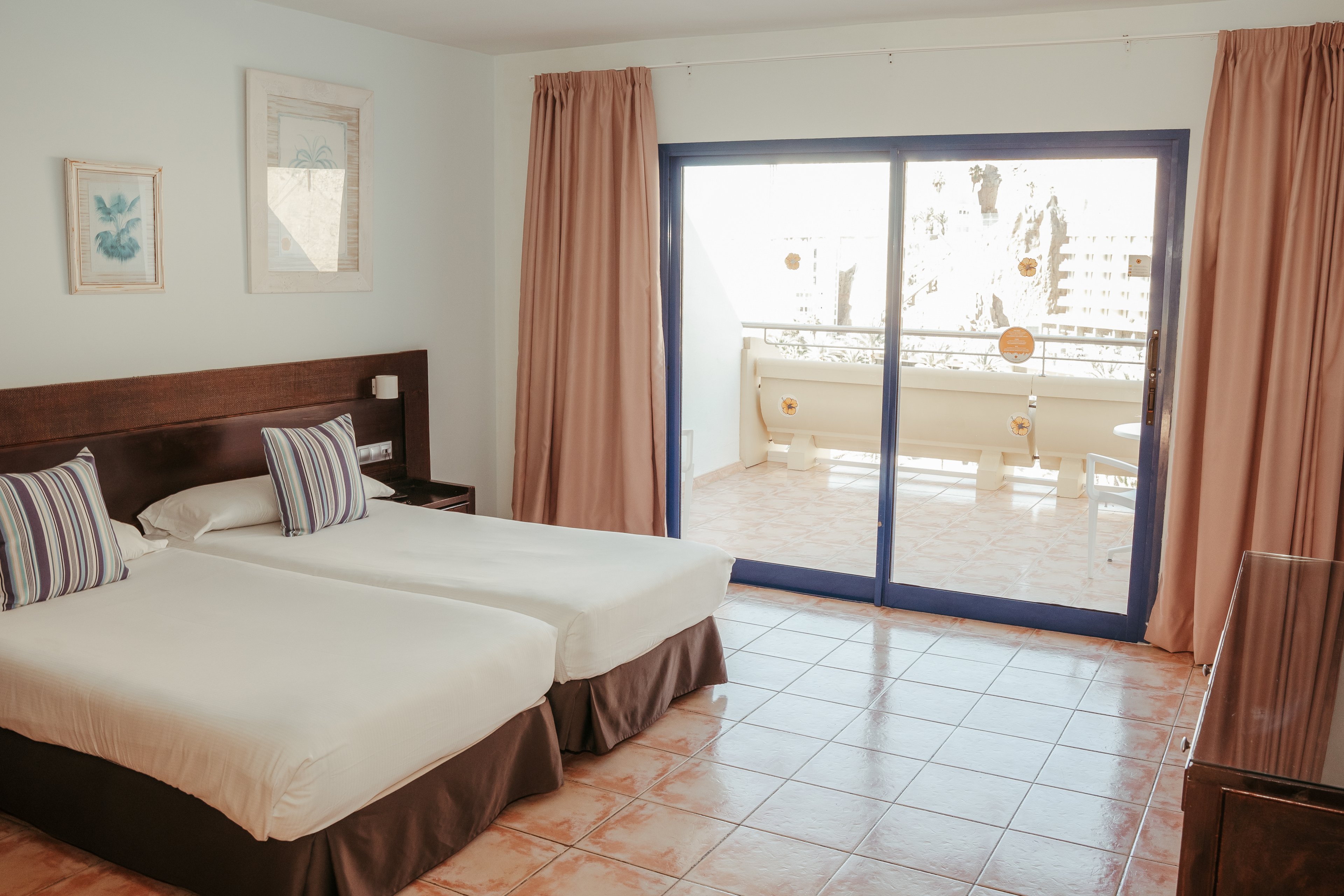 LIVVO Hotels Lago Taurito & Waterpark