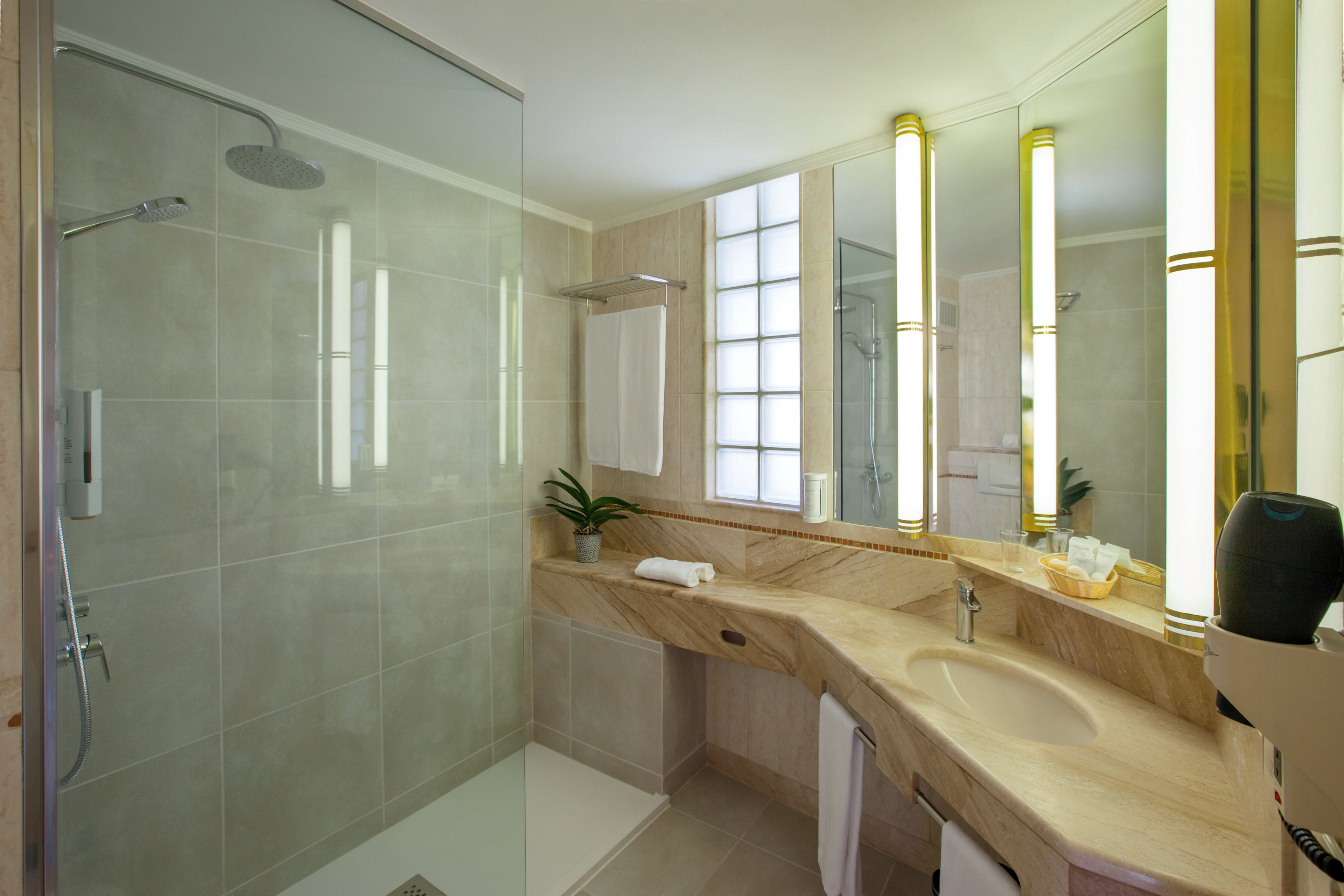 Corallium Dunamar By Lopesan Hotels