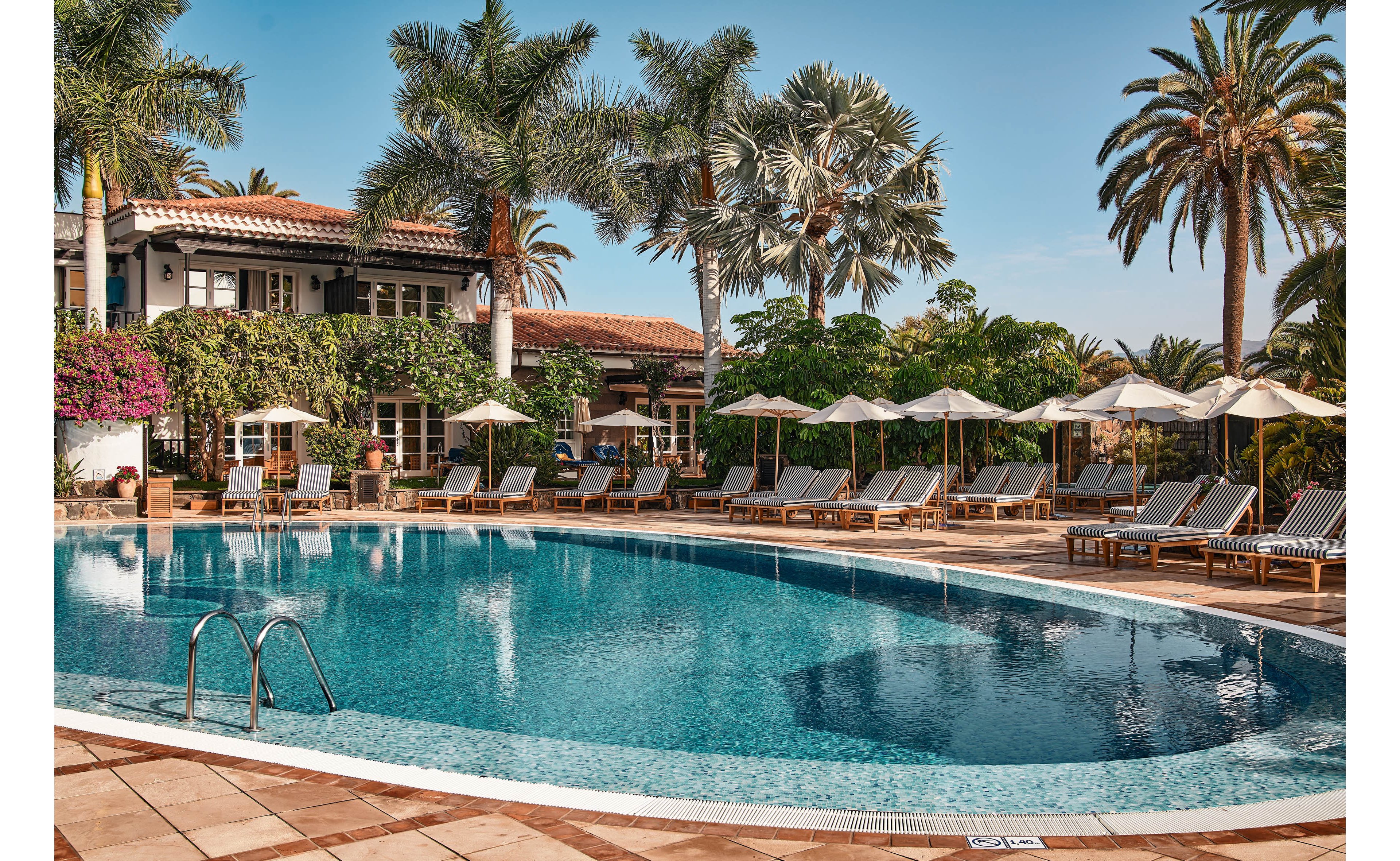 Seaside Grand Hotel Residencia