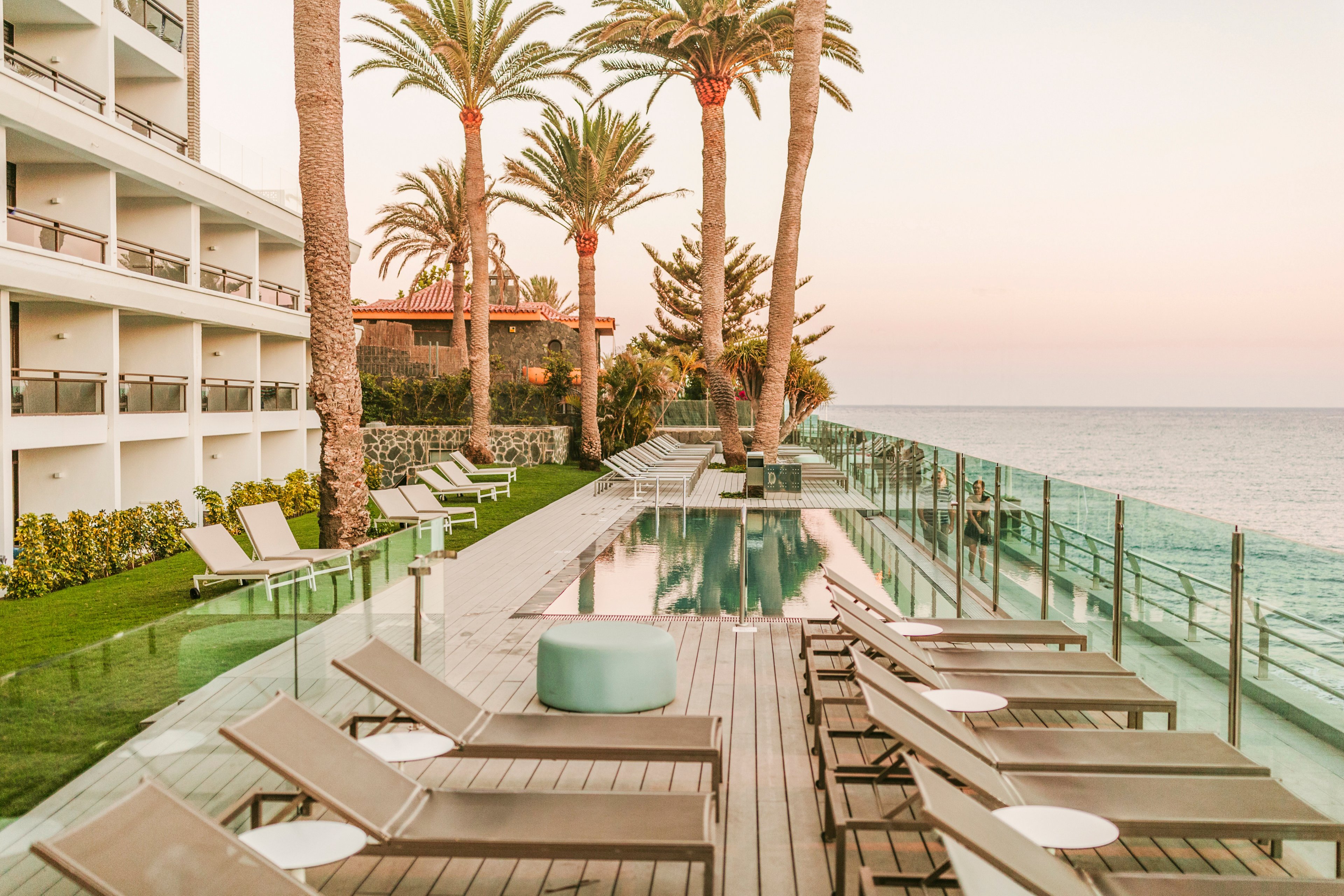 Don Gregory By Dunas