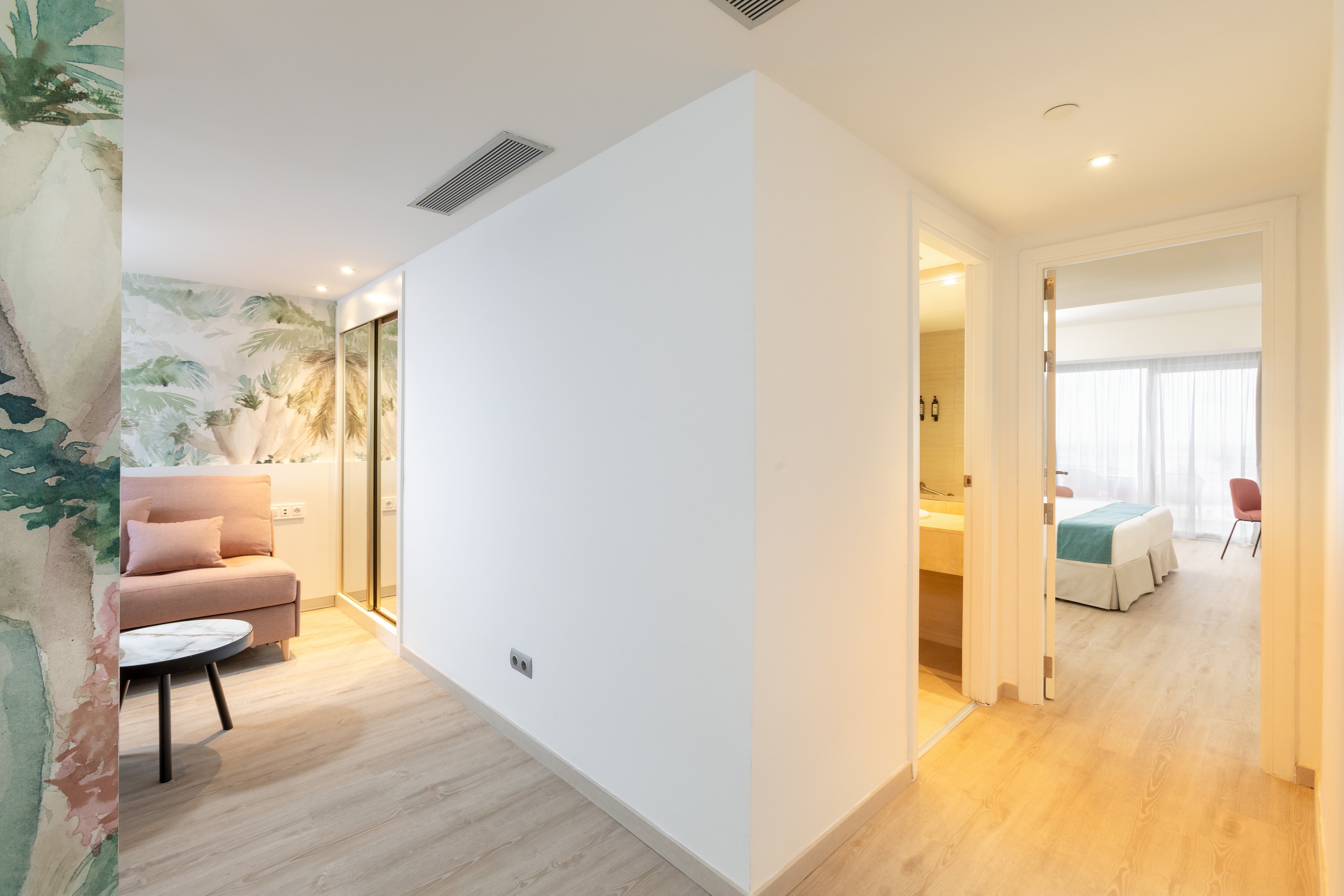 Hotel Cristina by Tigotan