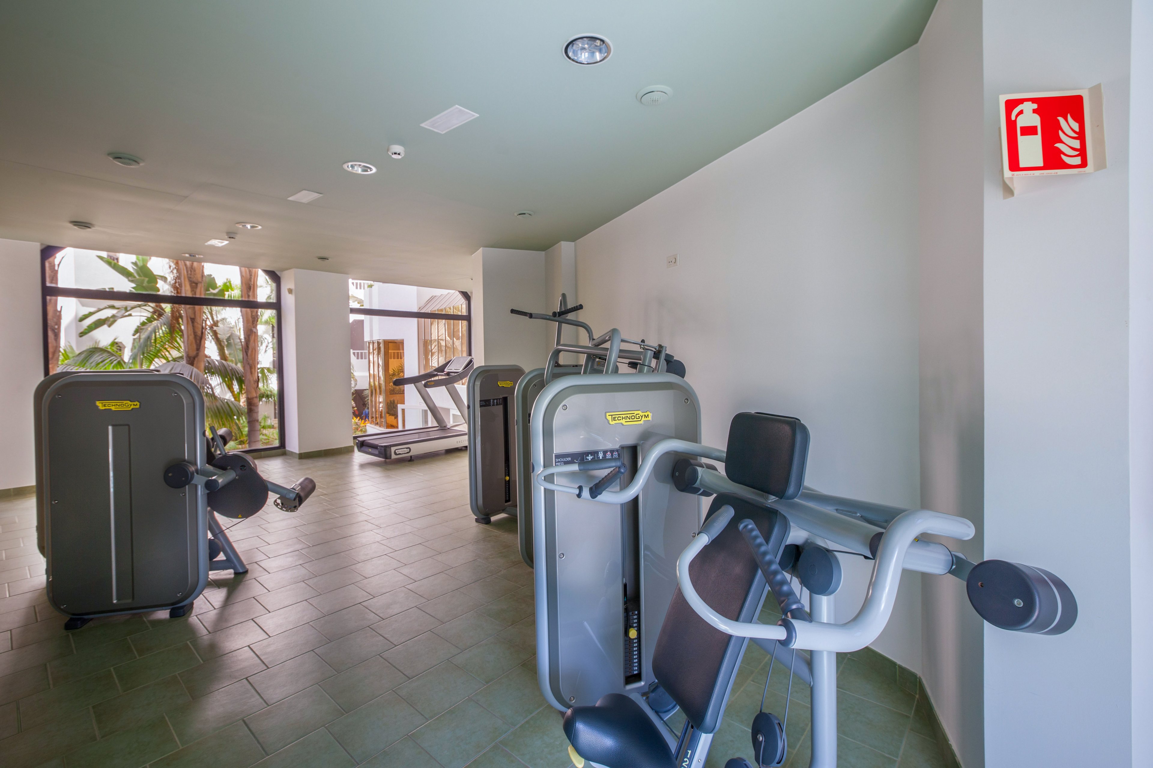 Corallium Beach By Lopesan Hotels