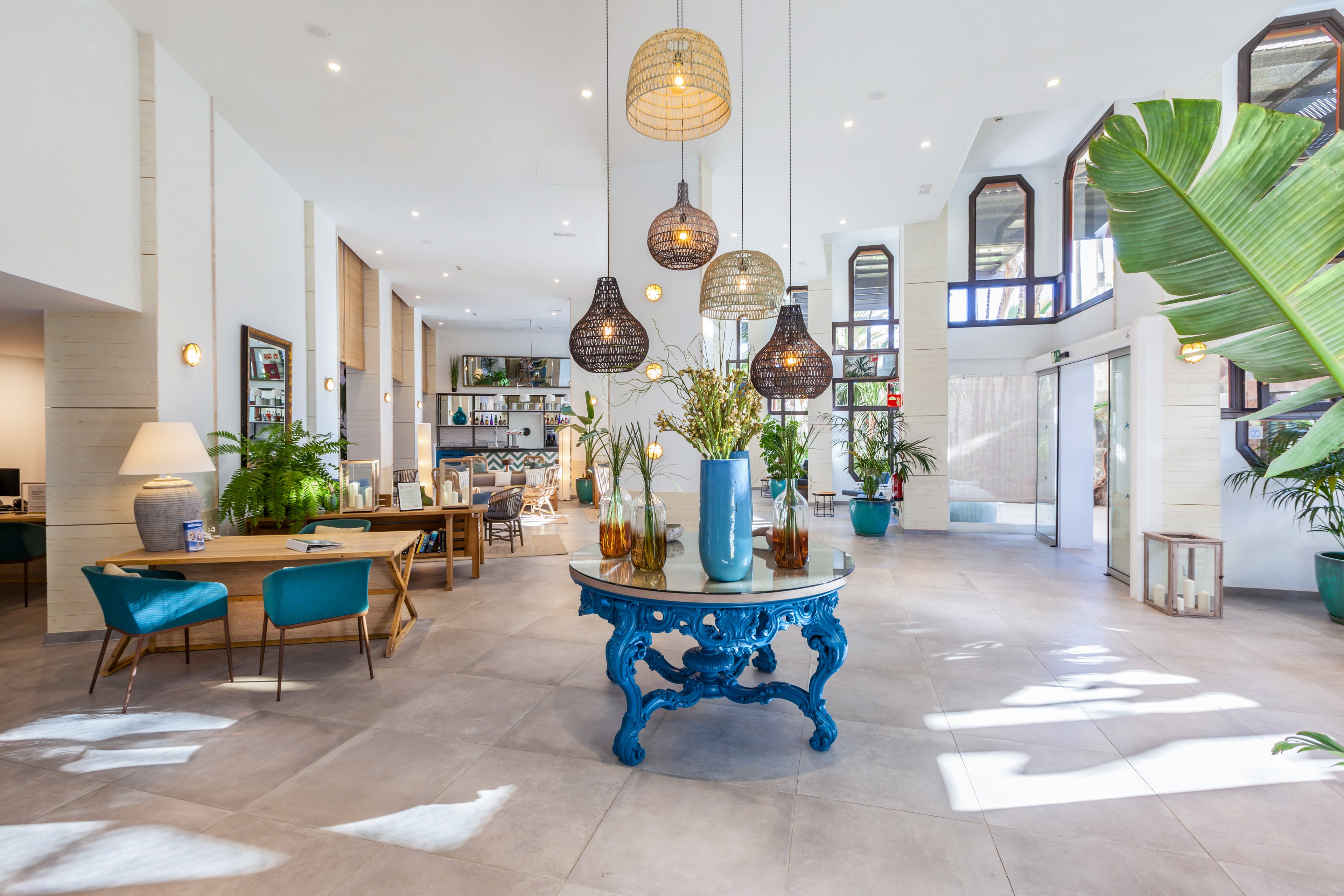 Corallium Beach By Lopesan Hotels