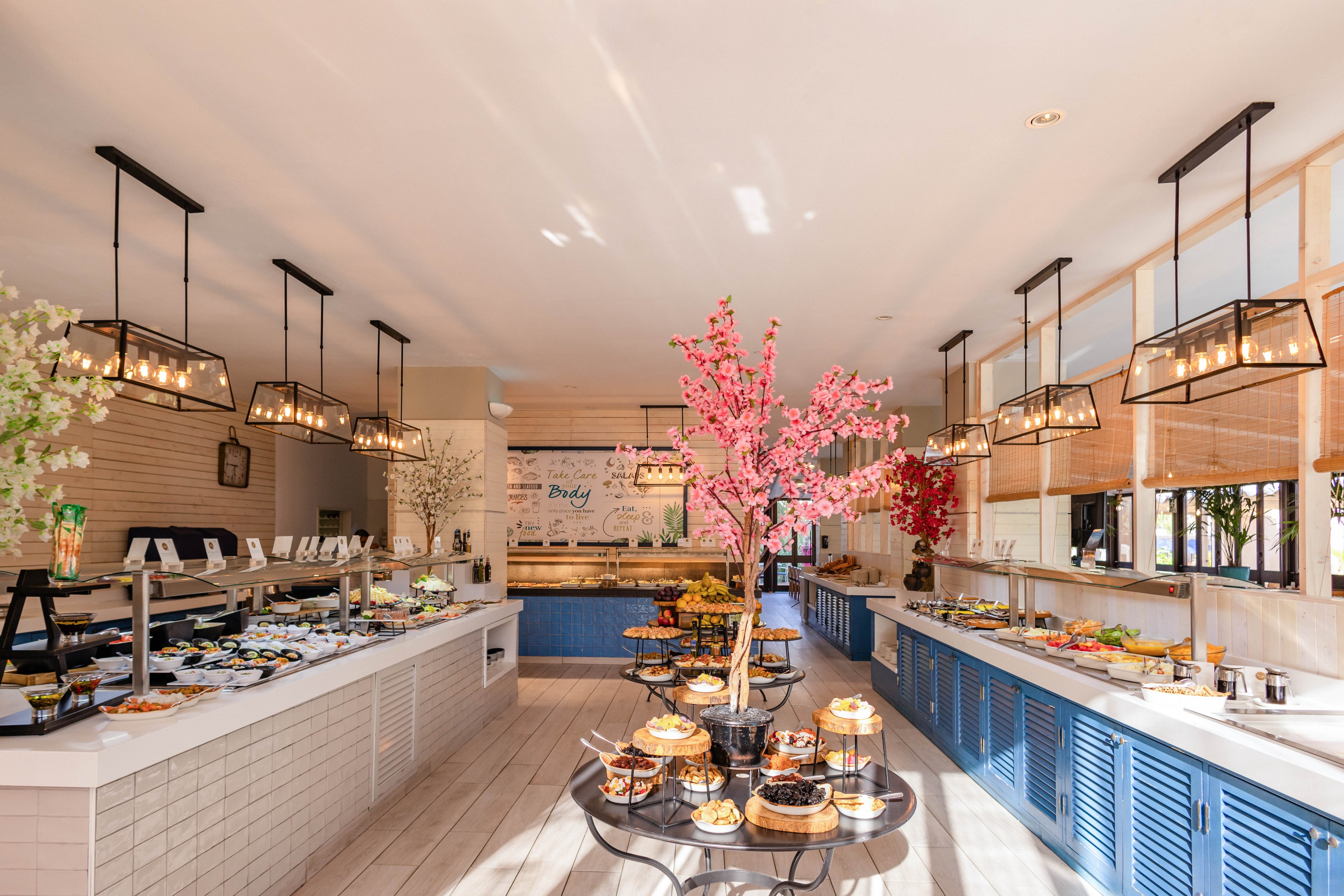 Corallium Beach By Lopesan Hotels