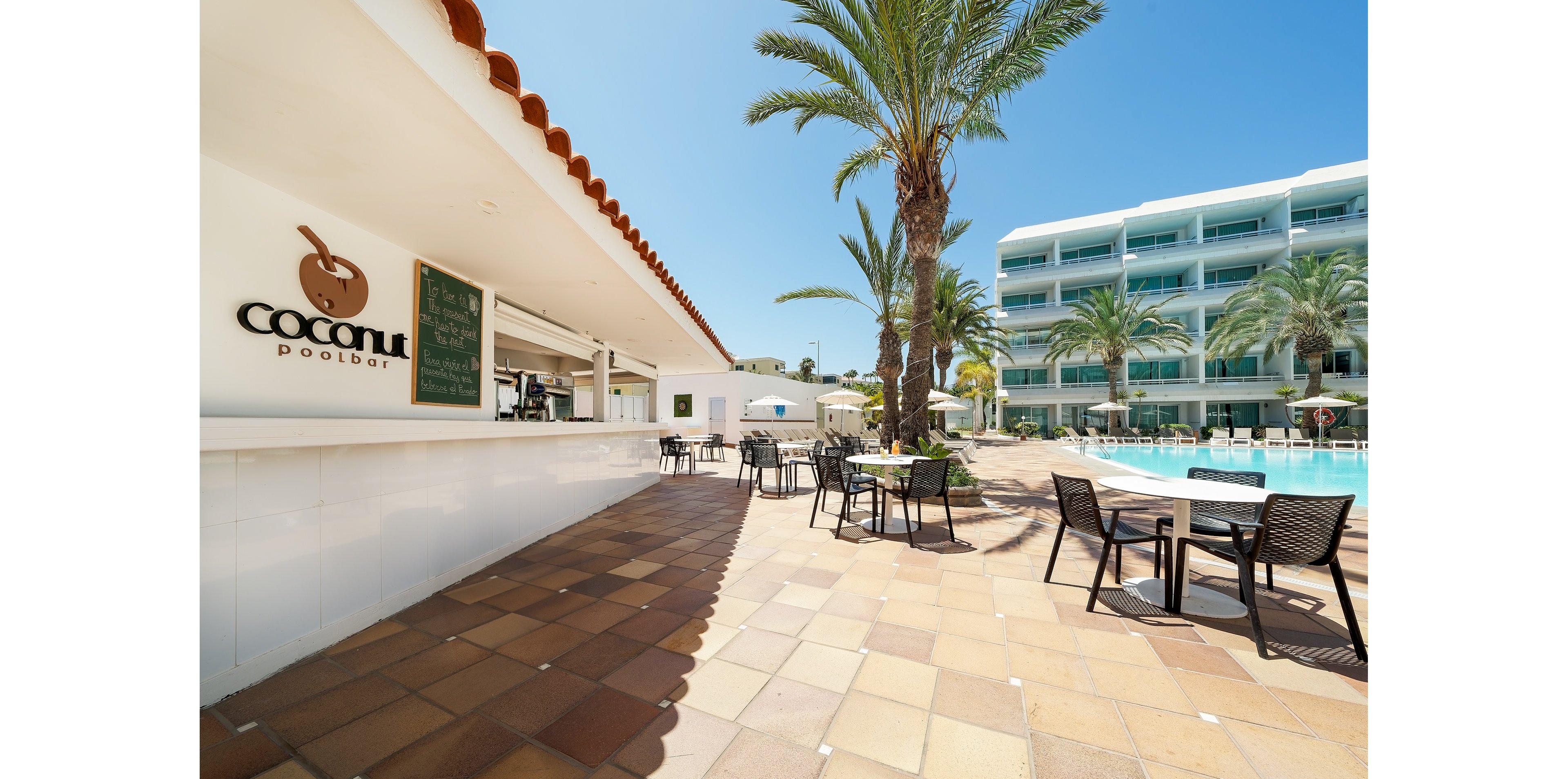 Hotel Akeah Broncemar