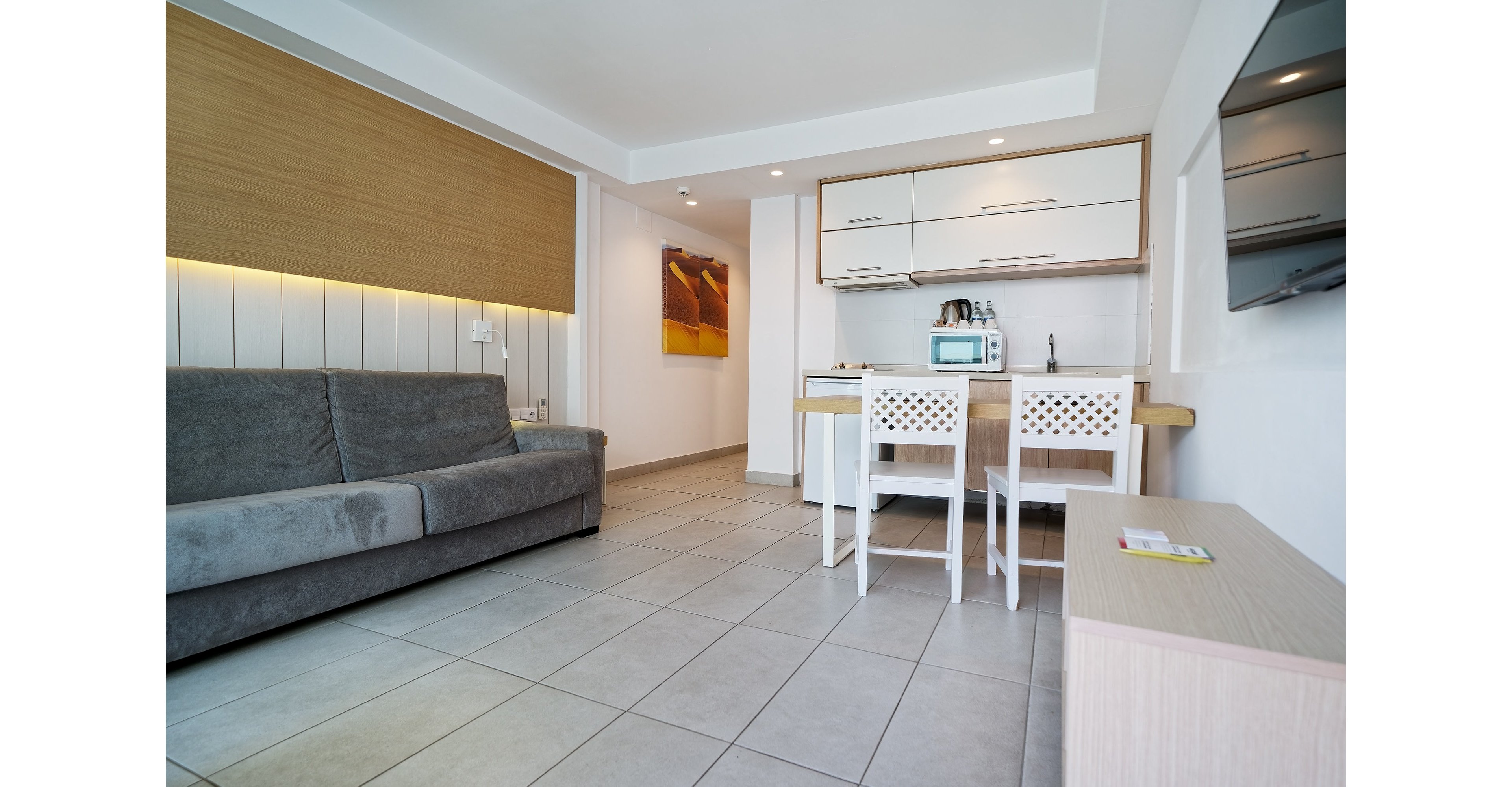 Hotel Akeah Broncemar