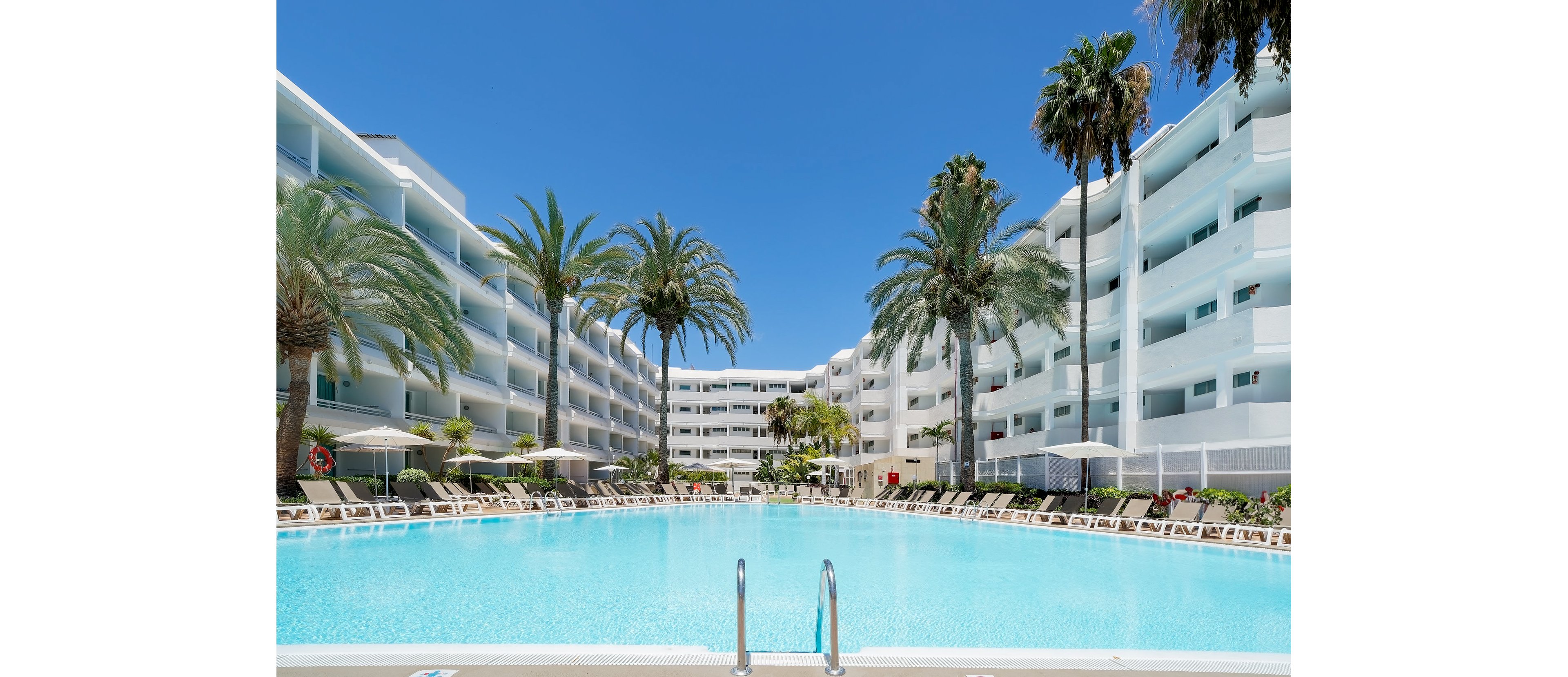 Hotel Akeah Broncemar