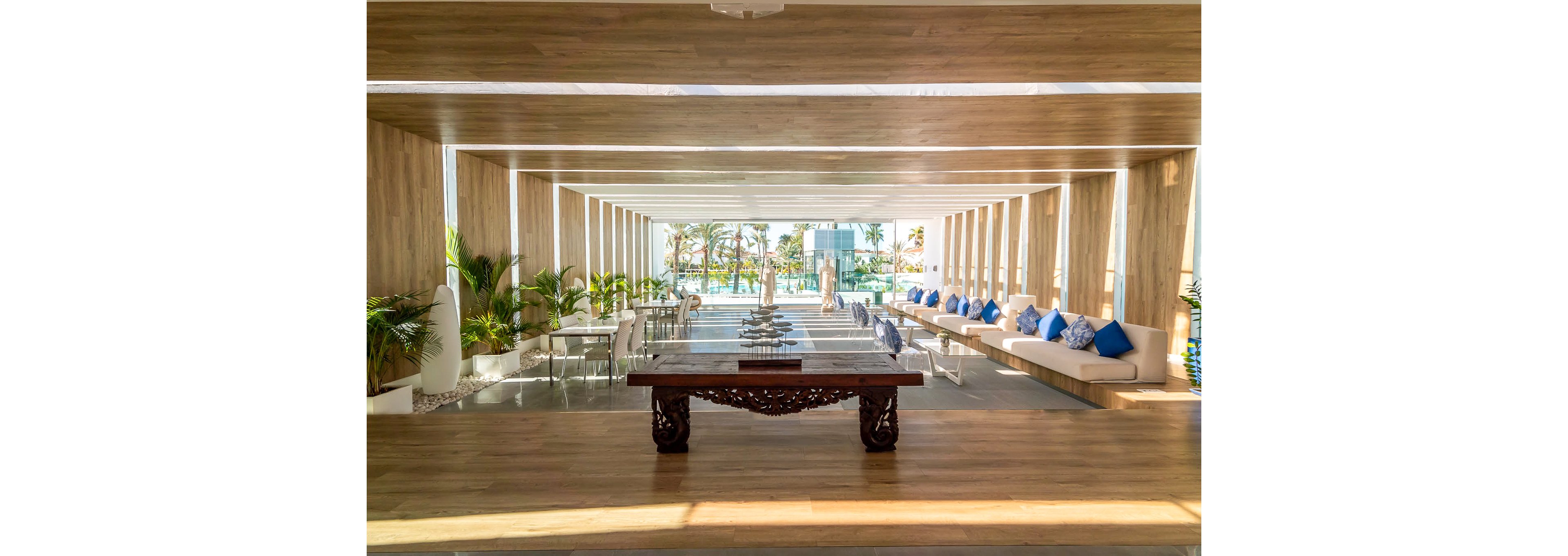 LIVVO Hotels Dunagolf Suites