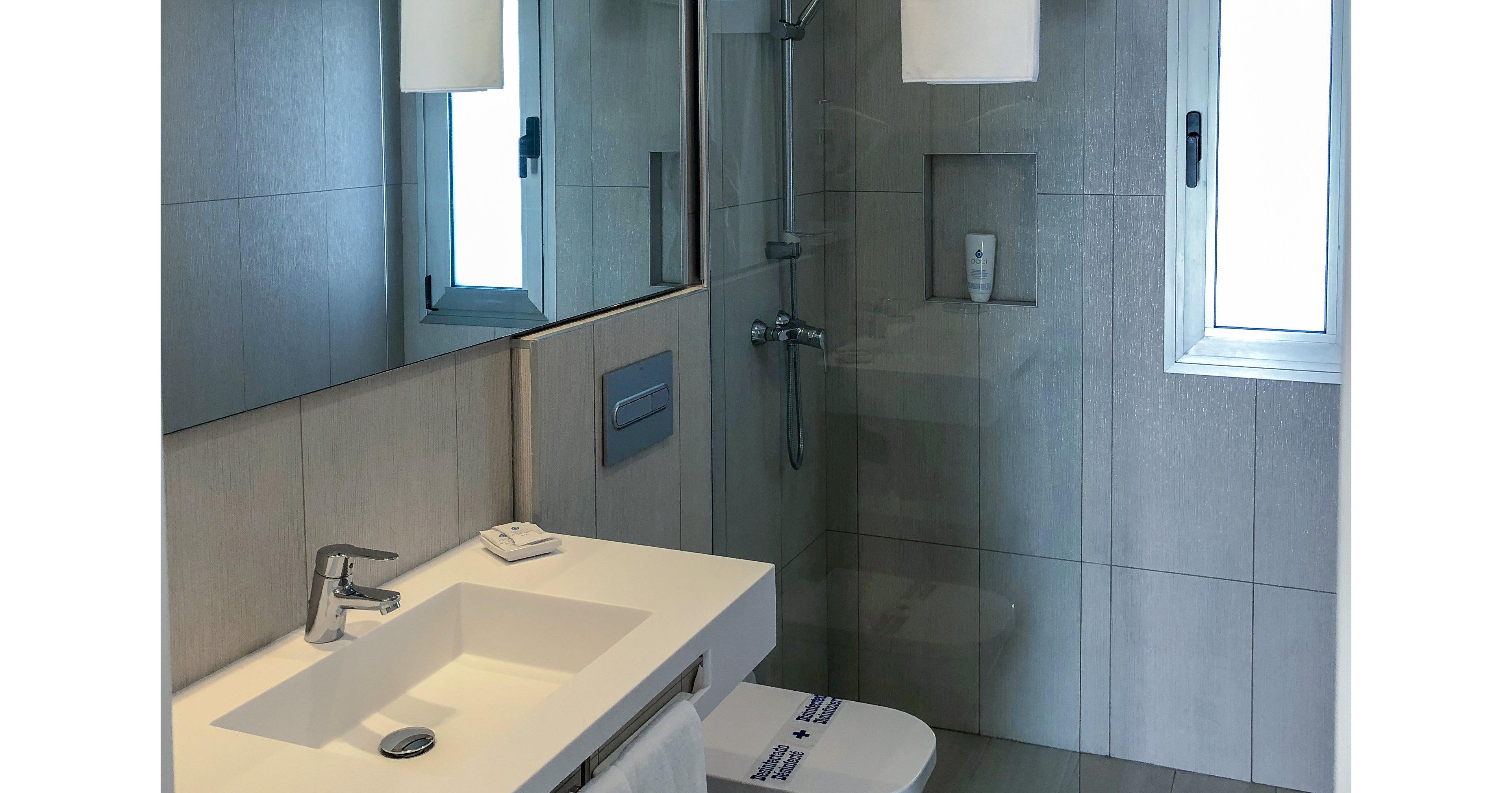 LIVVO Hotels Dunagolf Suites