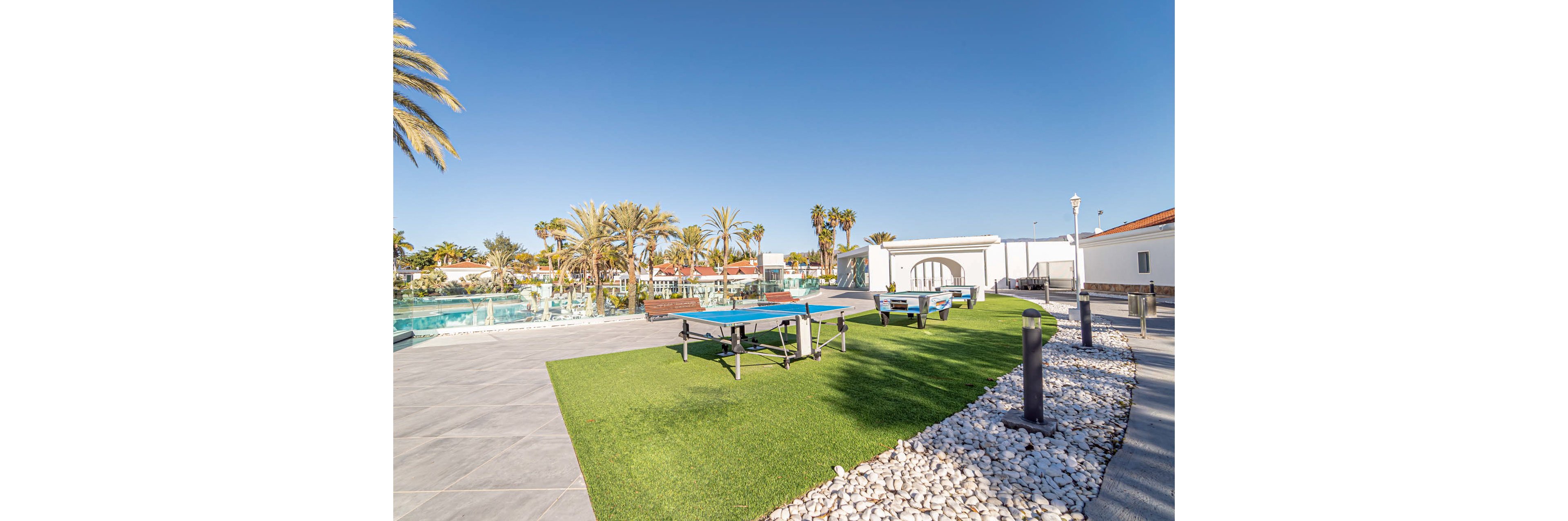 LIVVO Hotels Dunagolf Suites