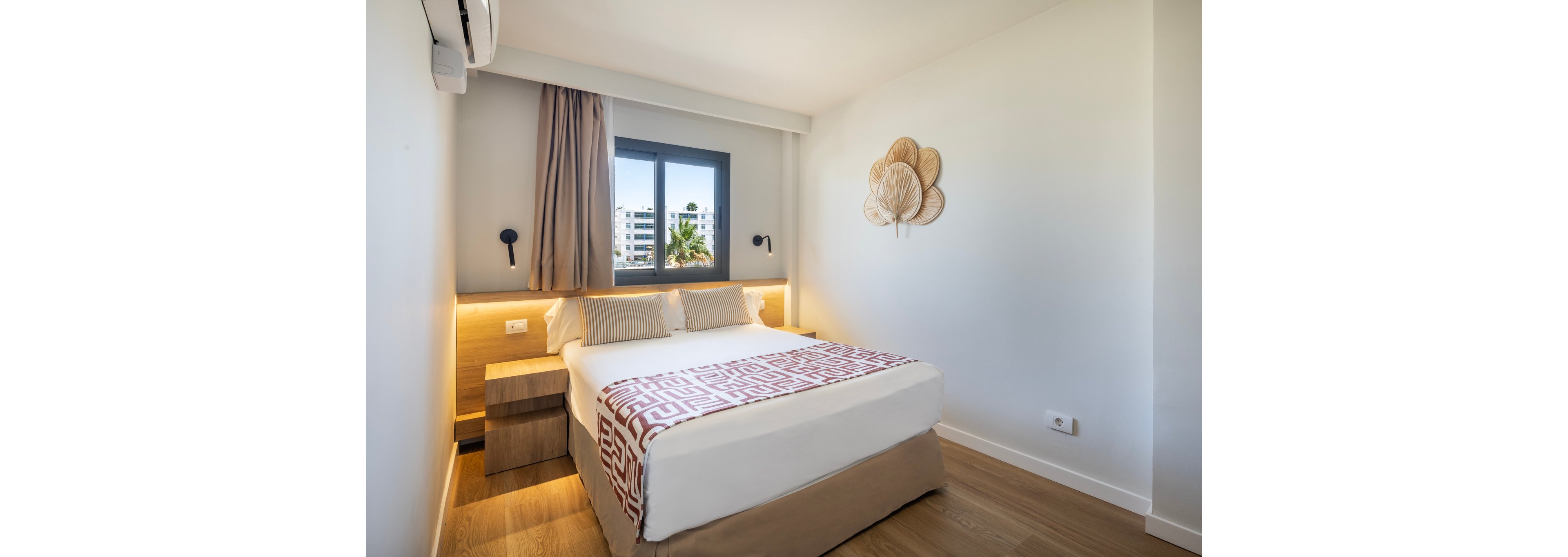 LIVVO Hotels Anamar Suites
