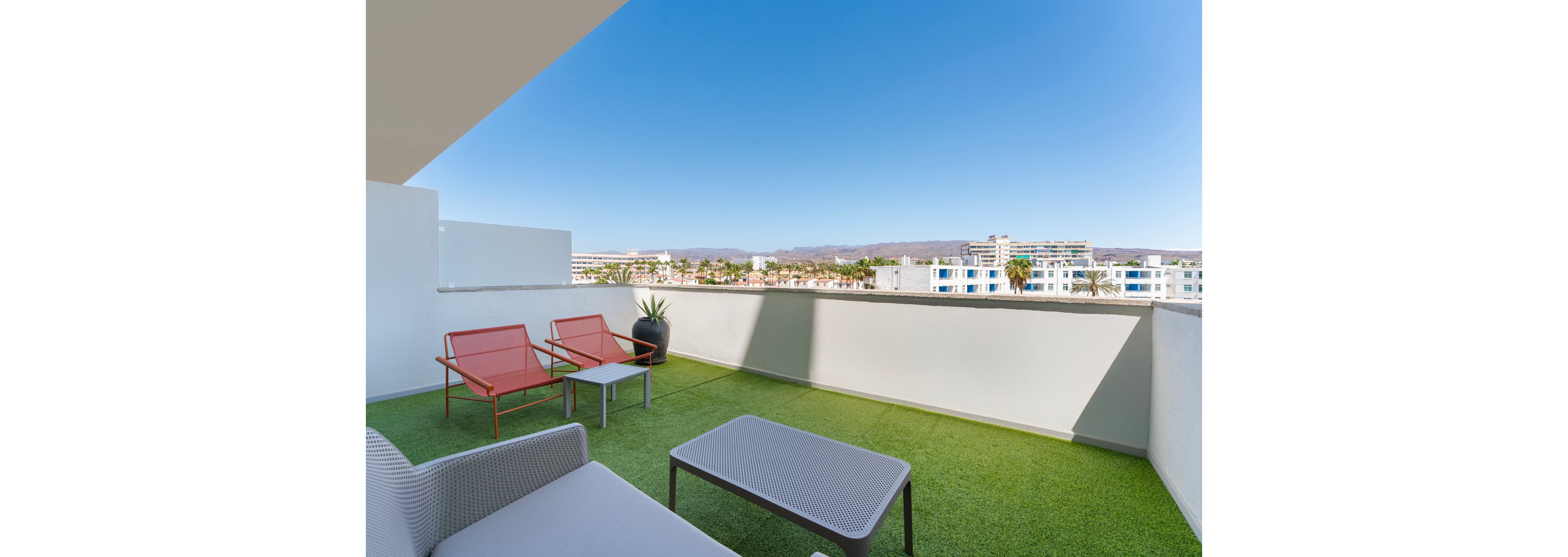 LIVVO Hotels Anamar Suites