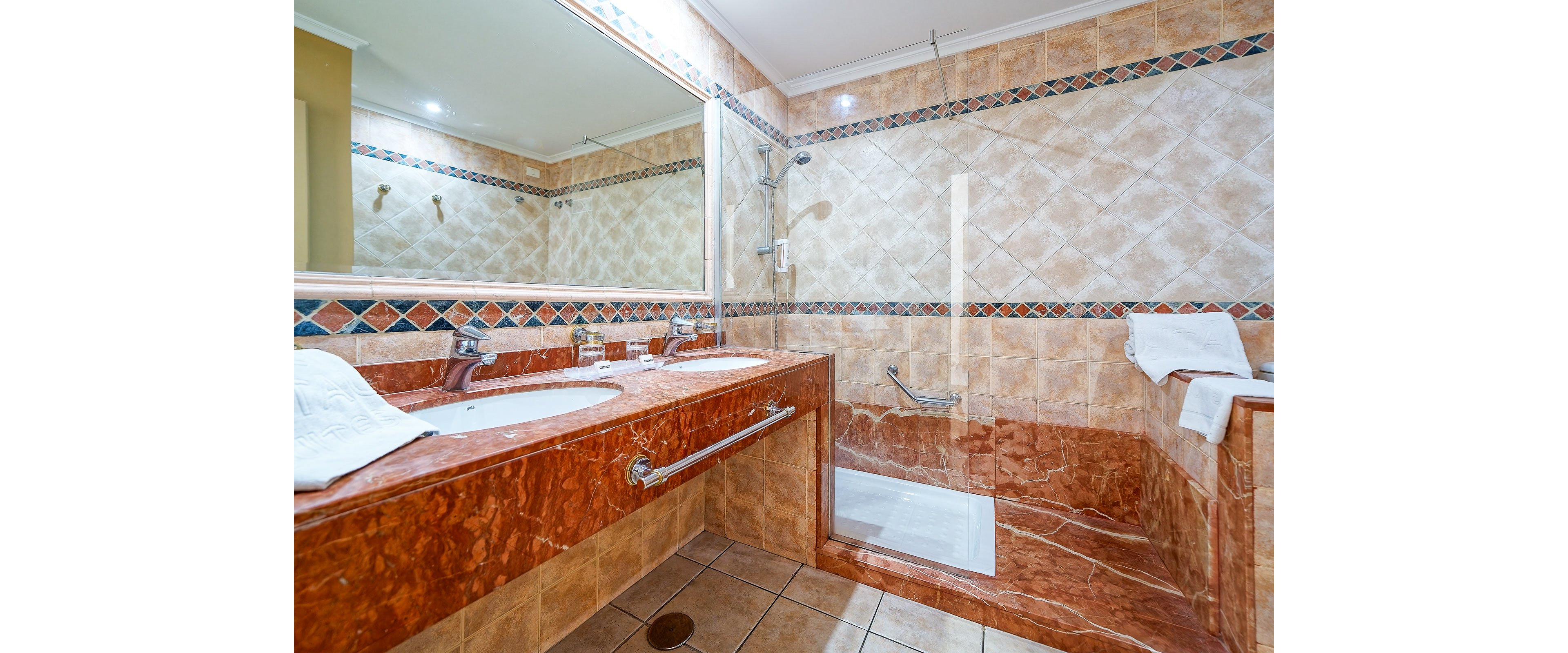 Bull Vital Suites & Spa Boutique Hotel