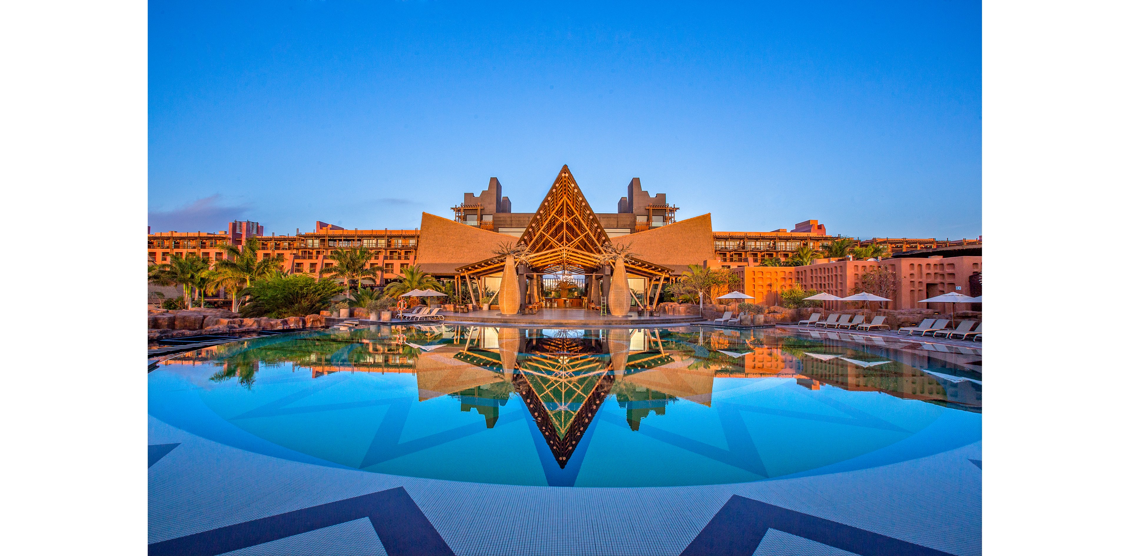 Lopesan Baobab Resort