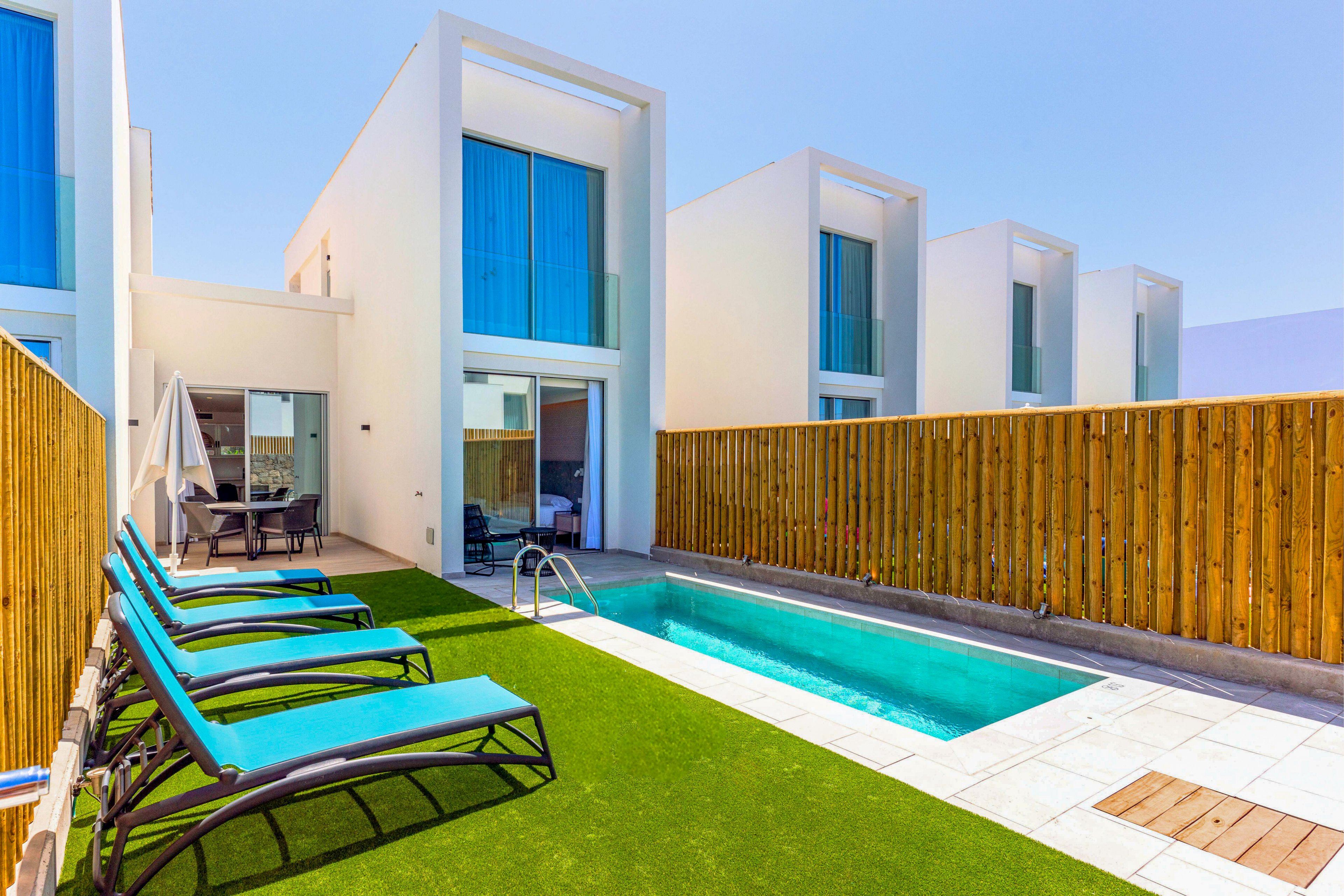 Cordial Santa Agueda Resort & Perchel Beach Club