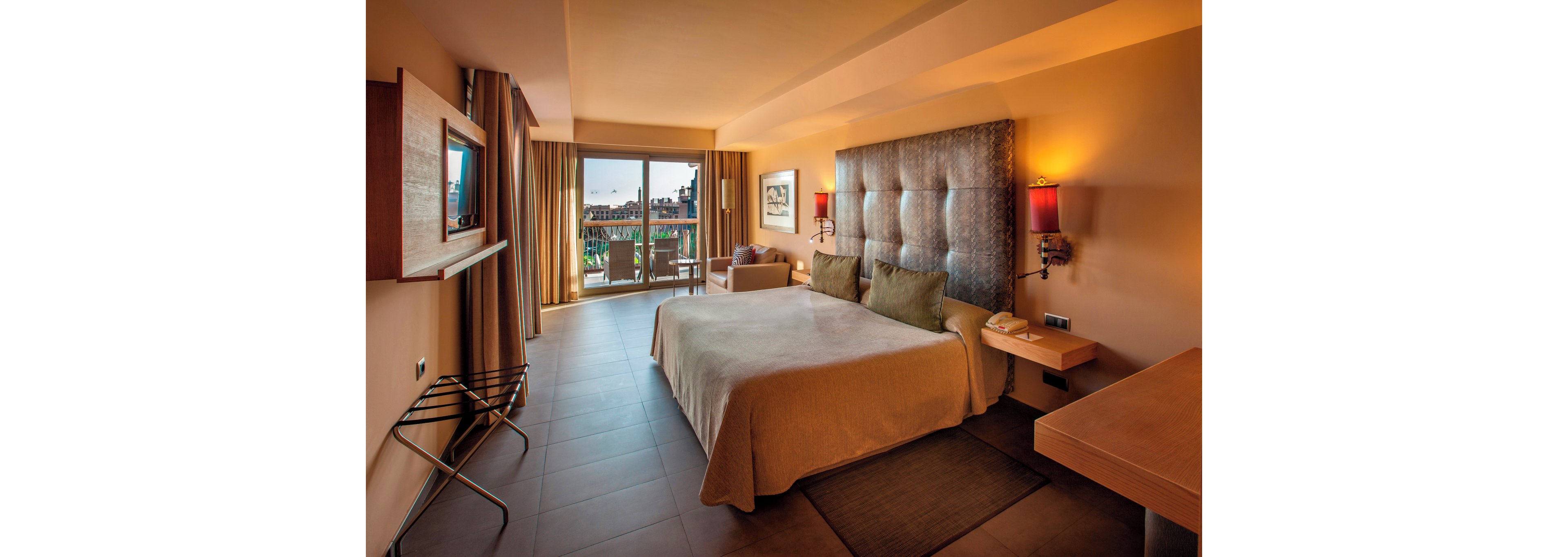 Lopesan Baobab Resort with 4 Rounds of Golf Included