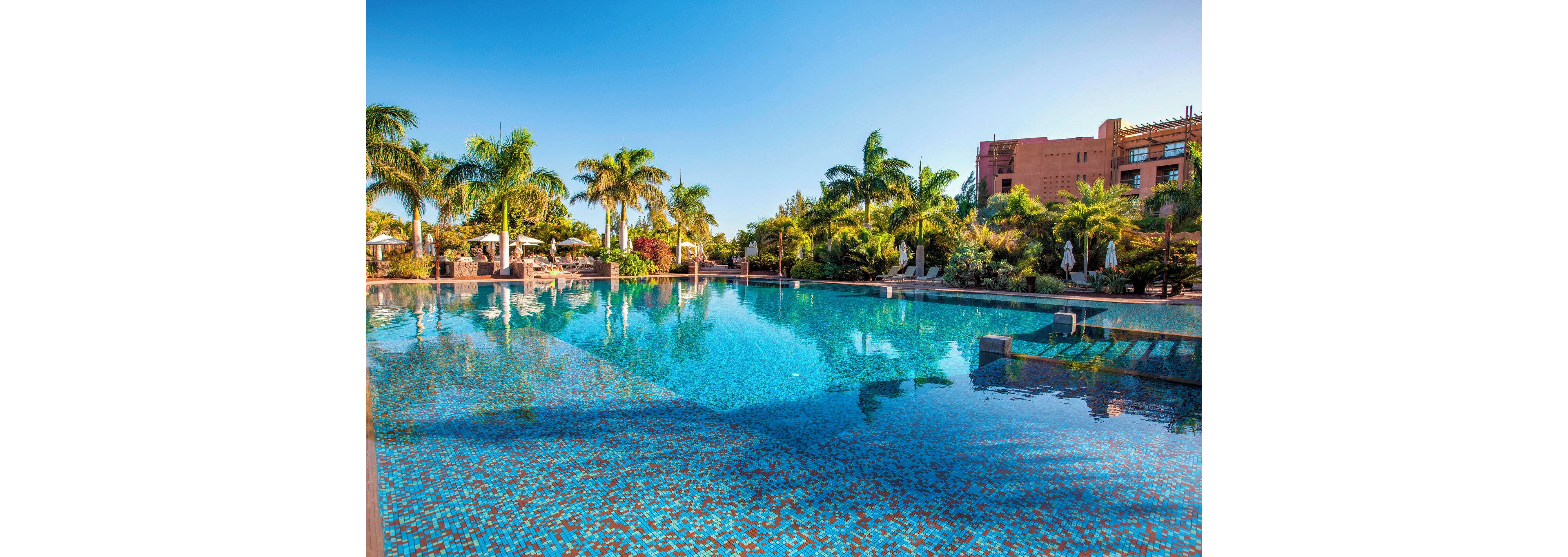 Lopesan Baobab Resort with 4 Rounds of Golf Included