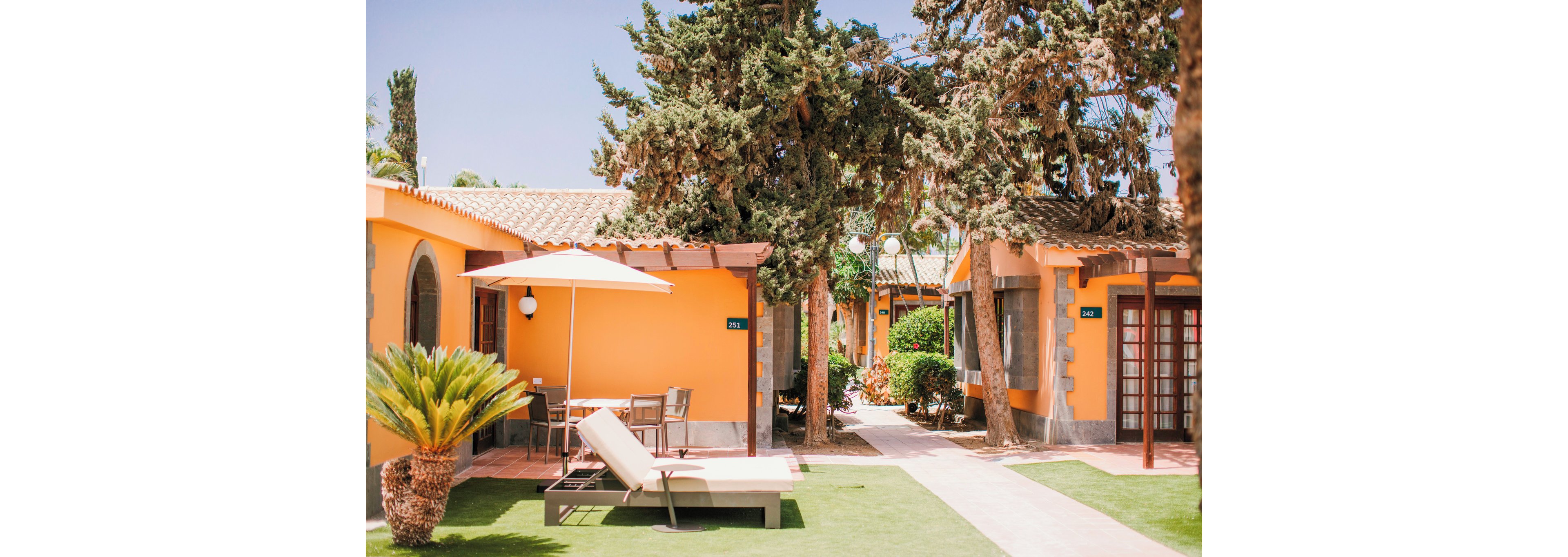 Suites & Villas By Dunas & Holiday World