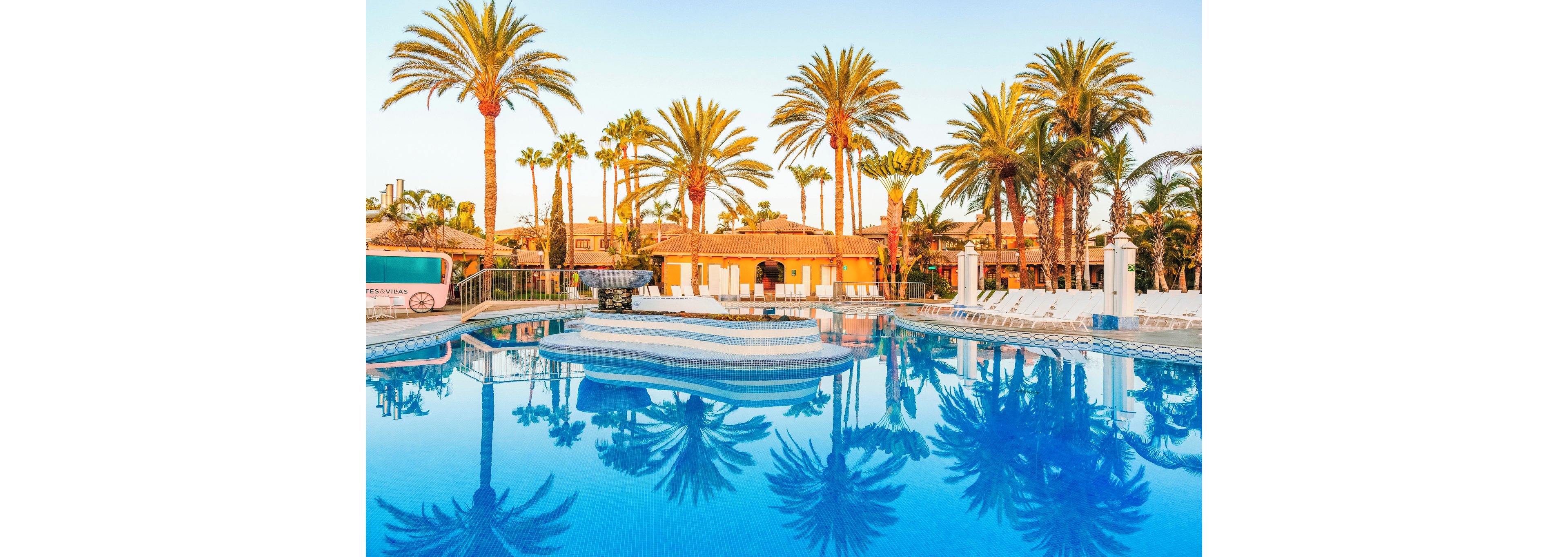 Suites & Villas By Dunas & Holiday World