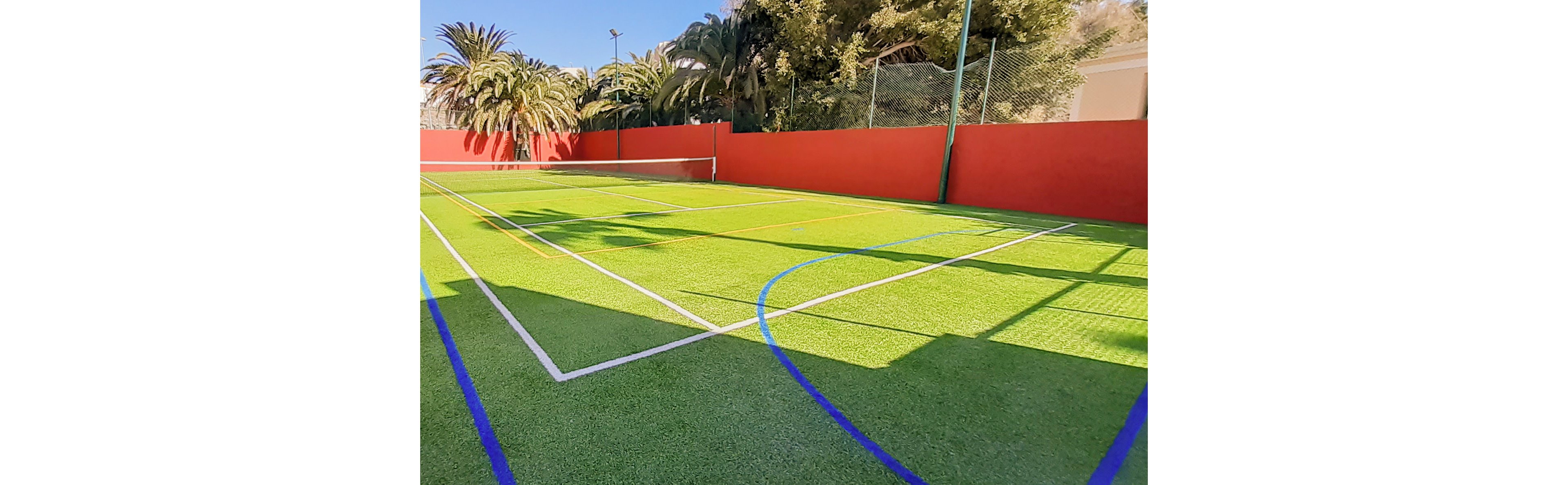 Turbo Club Apartments & Holiday World