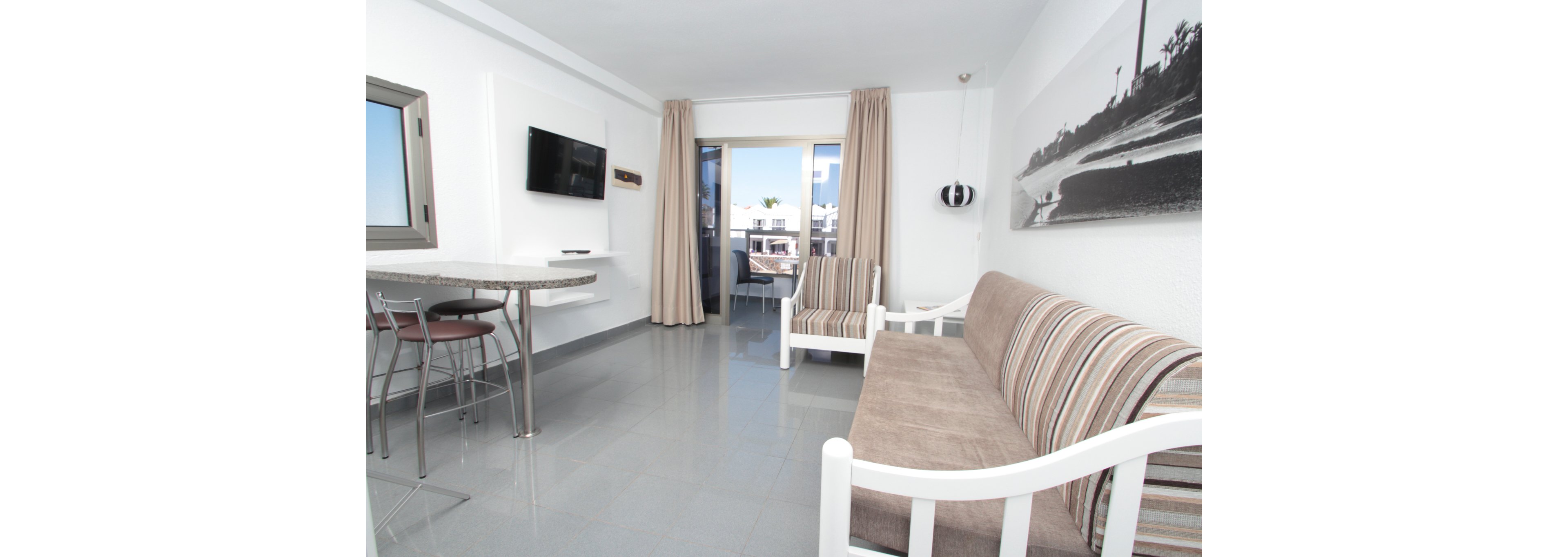 Turbo Club Apartments & Holiday World