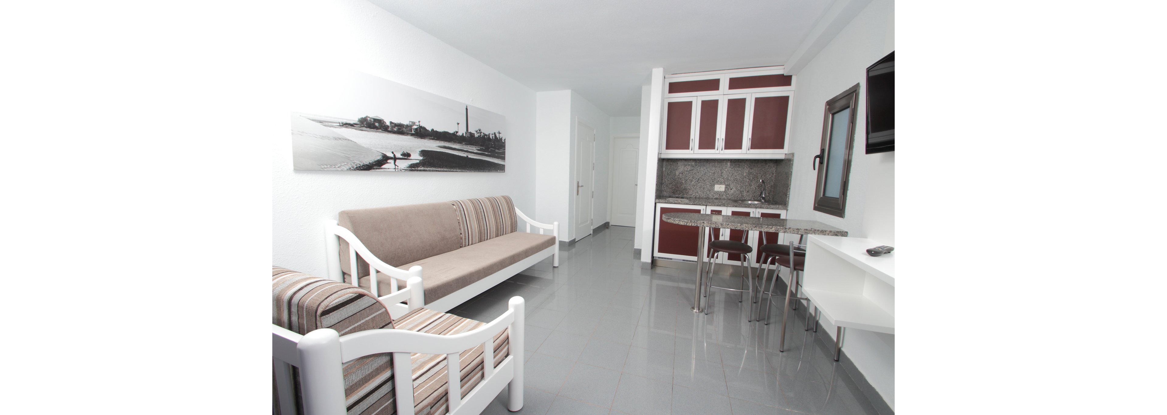 Turbo Club Apartments & Holiday World