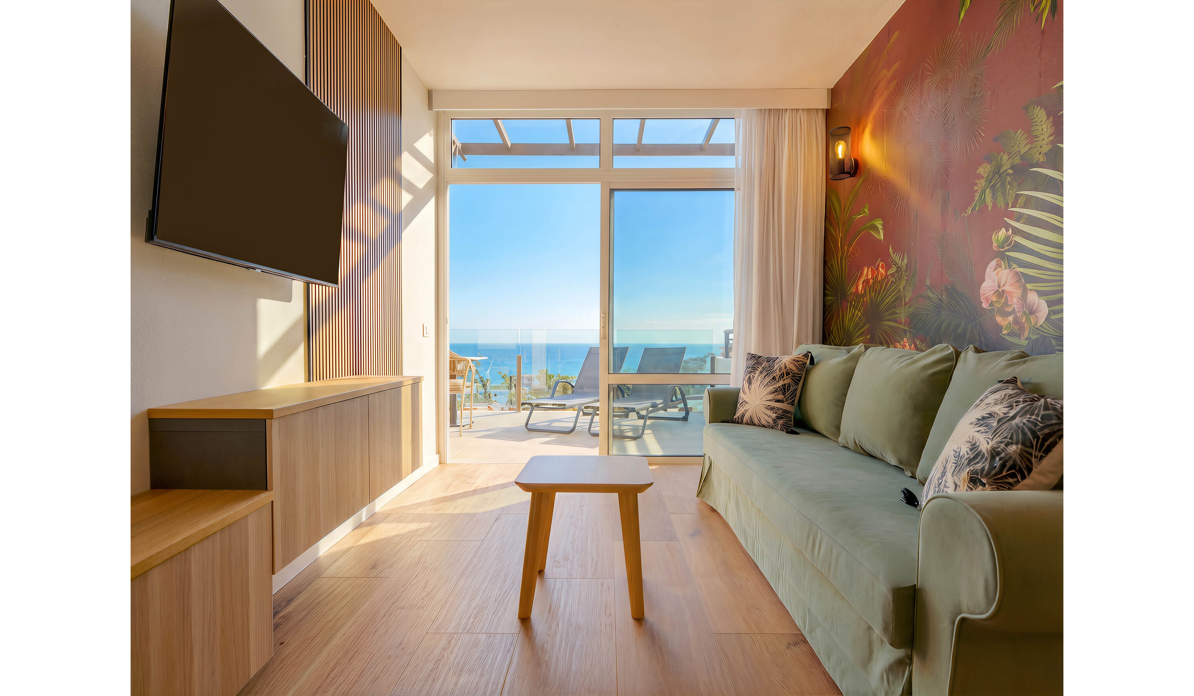 Sunset Suites by Bull Hotels