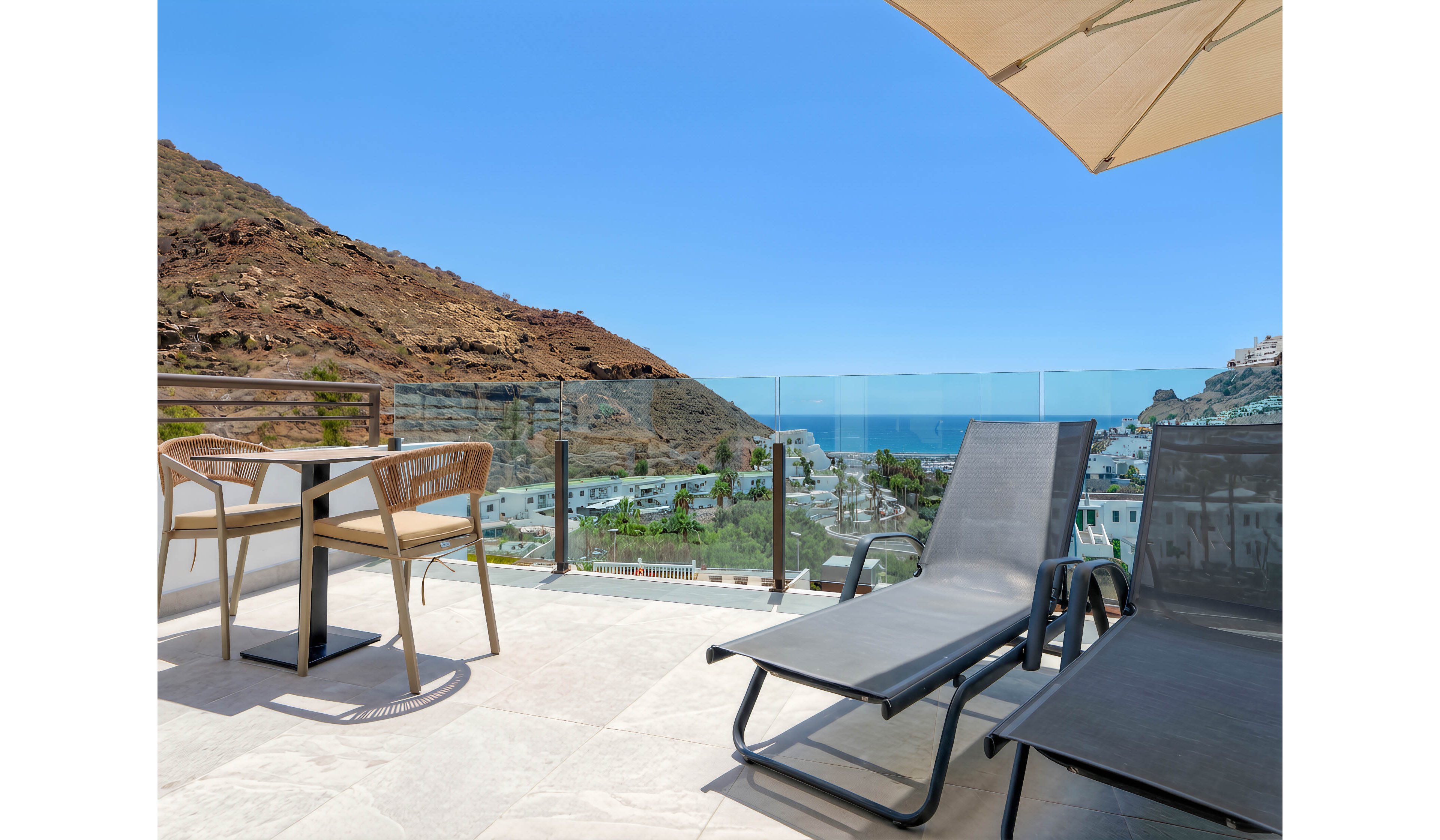 Sunset Suites by Bull Hotels