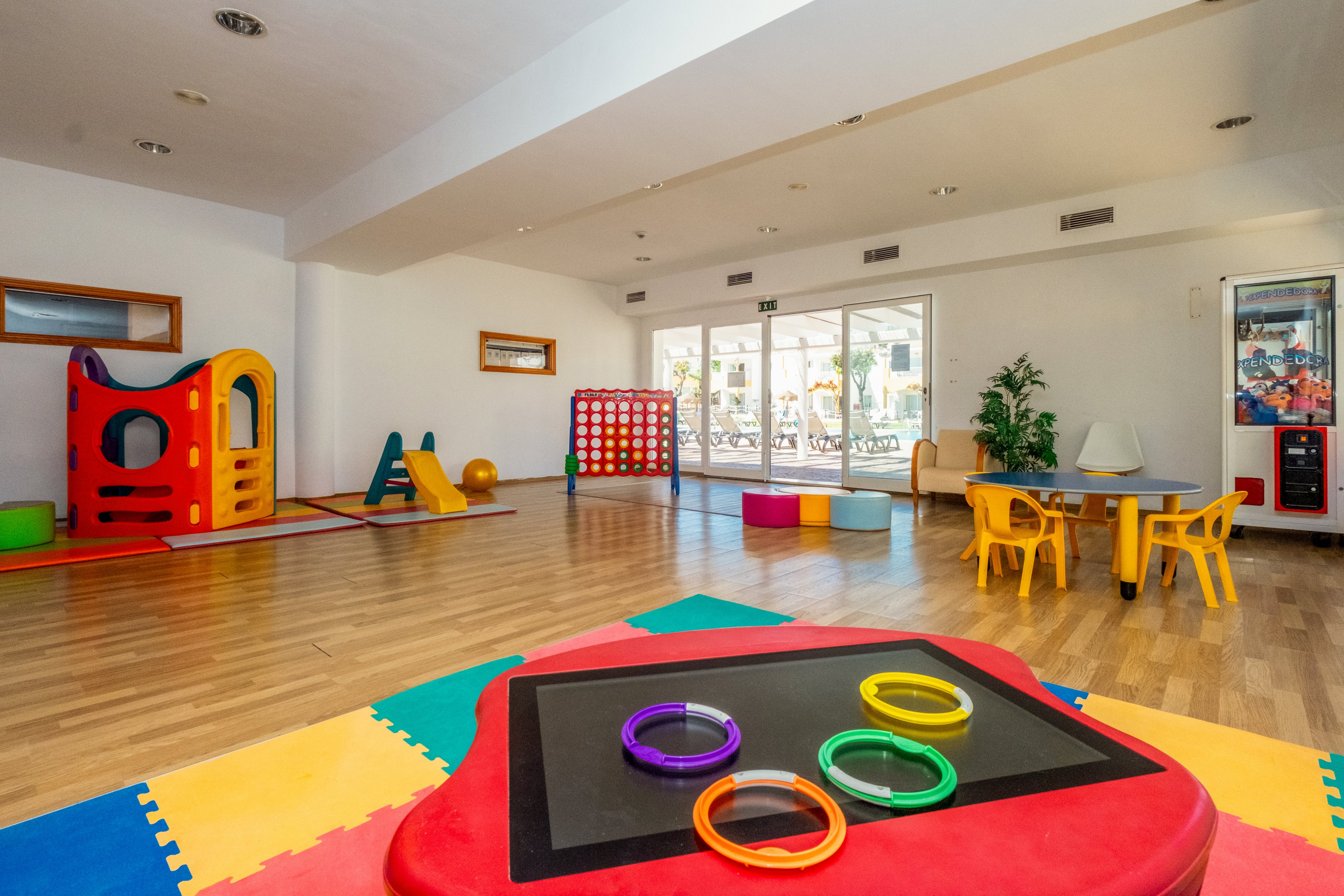 Isla del Aire Apartments