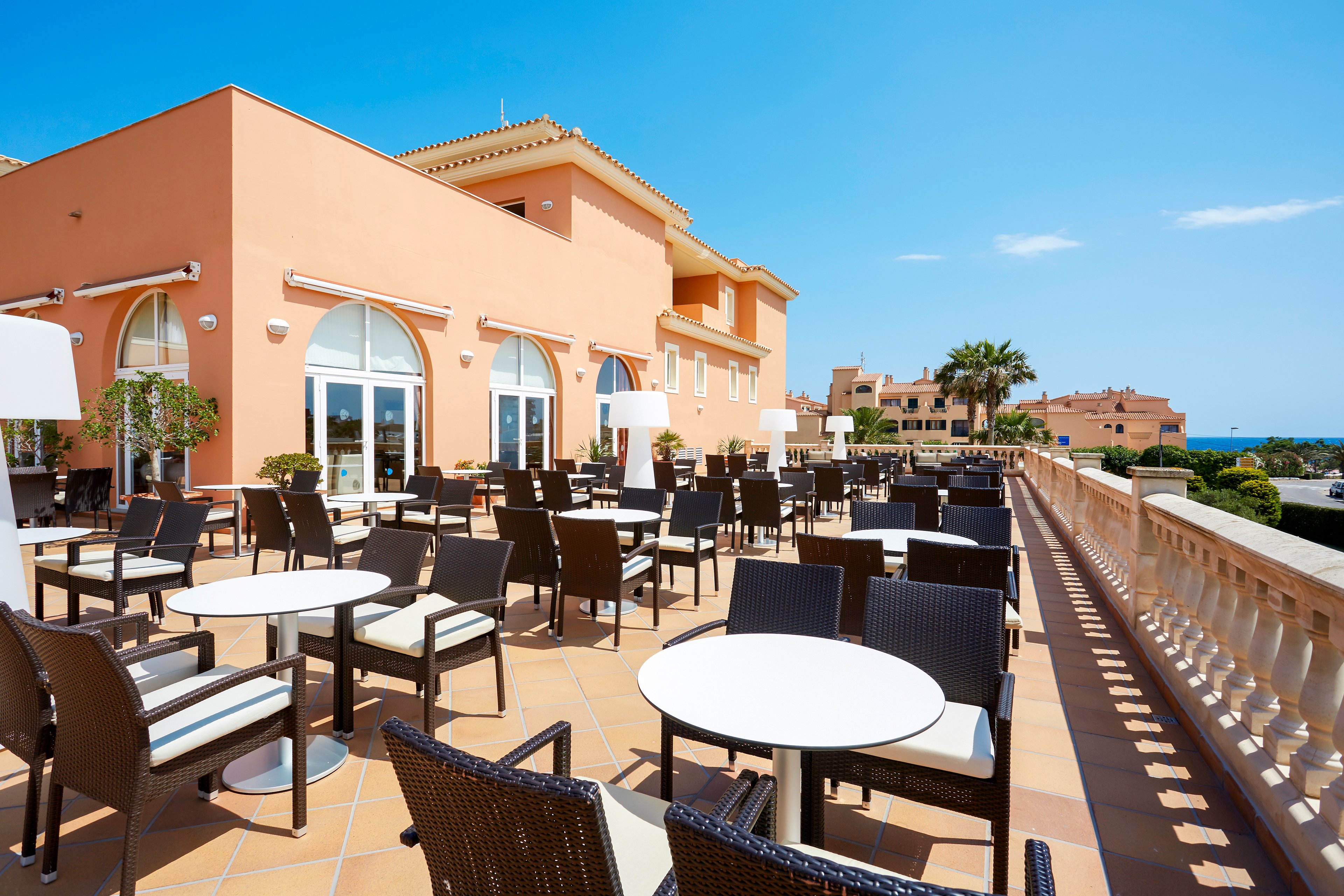 Grupotel Macarella Suites & Spa