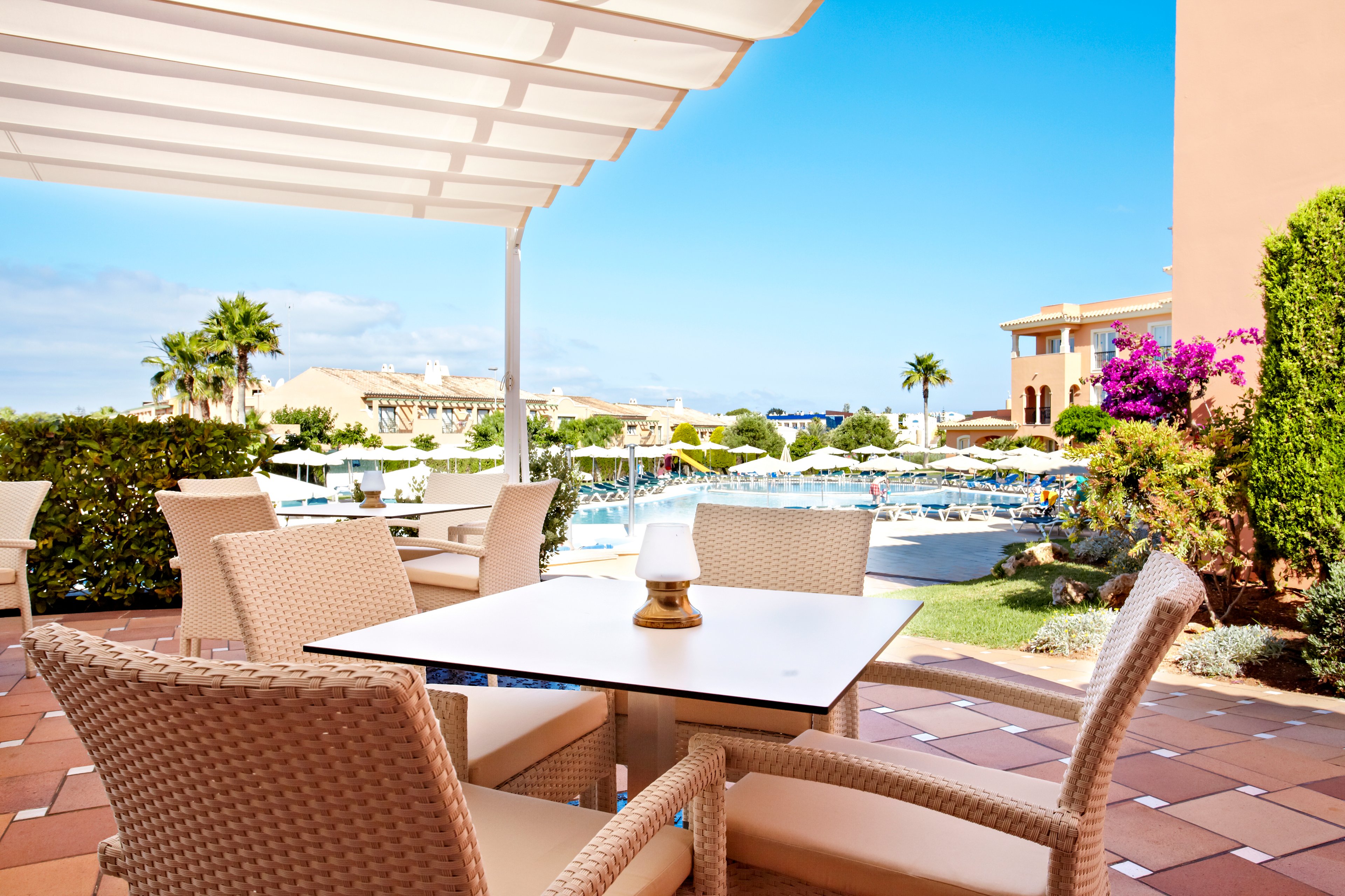 Grupotel Macarella Suites & Spa