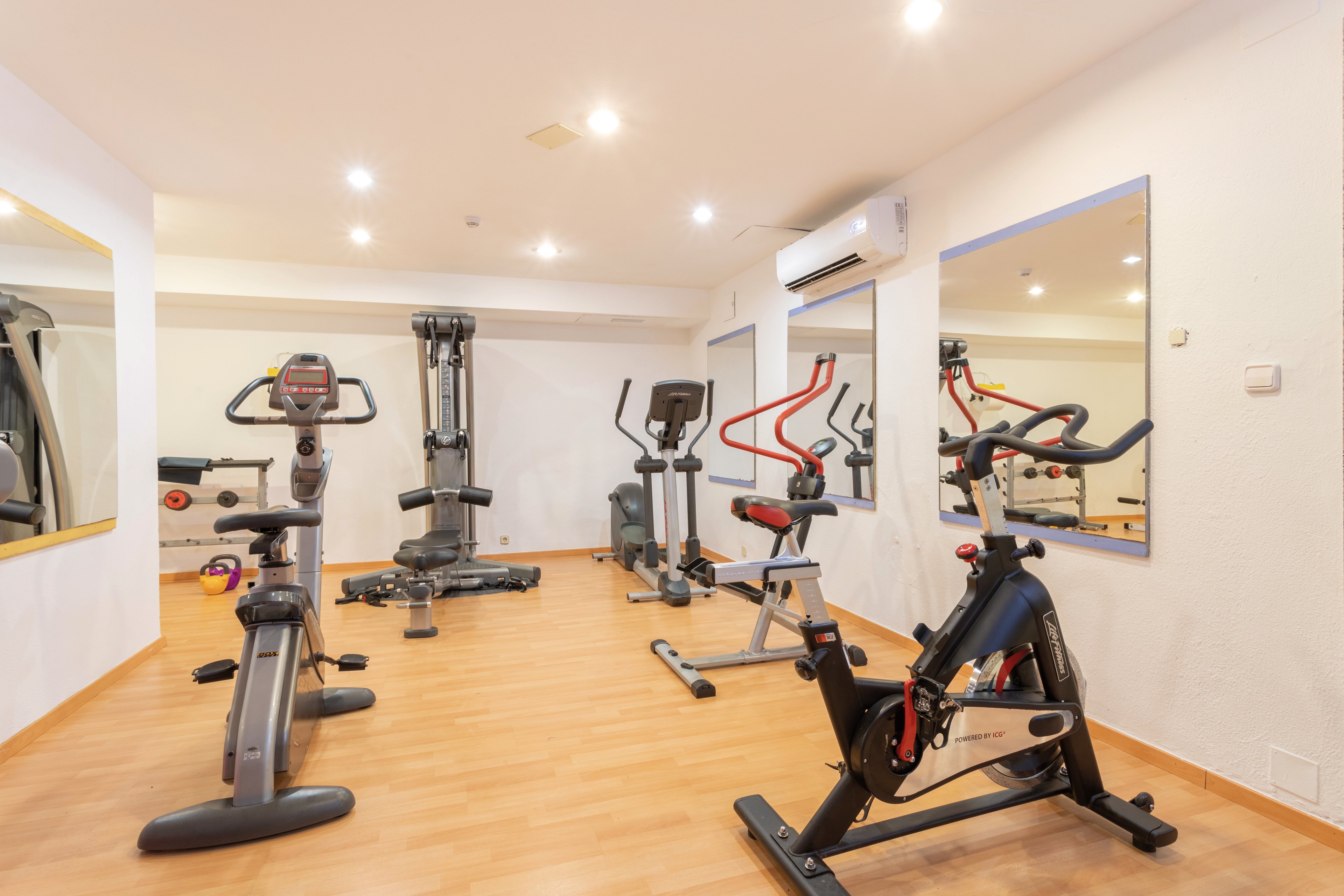 Royal Son Bou Family Club