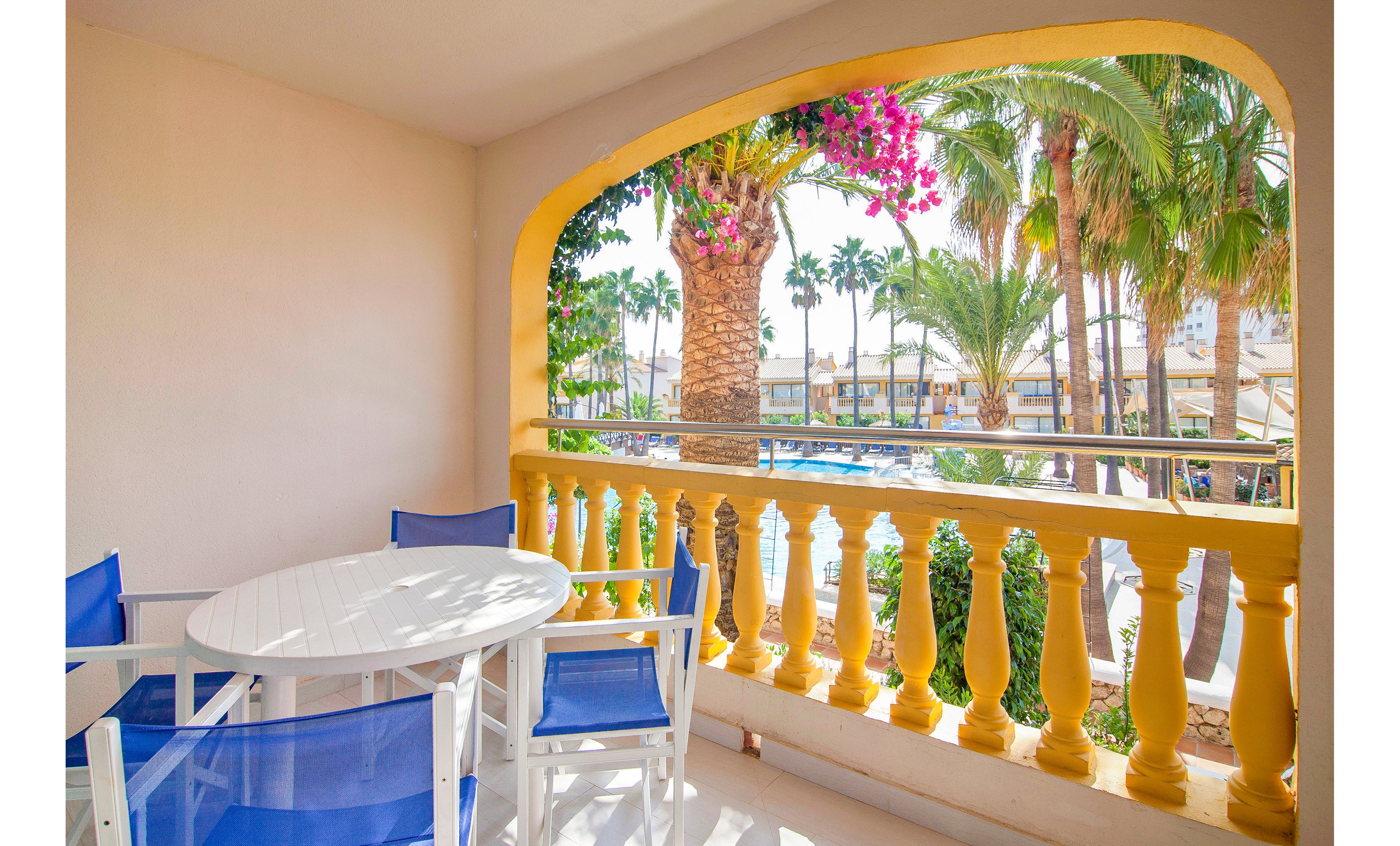 Royal Son Bou Family Club