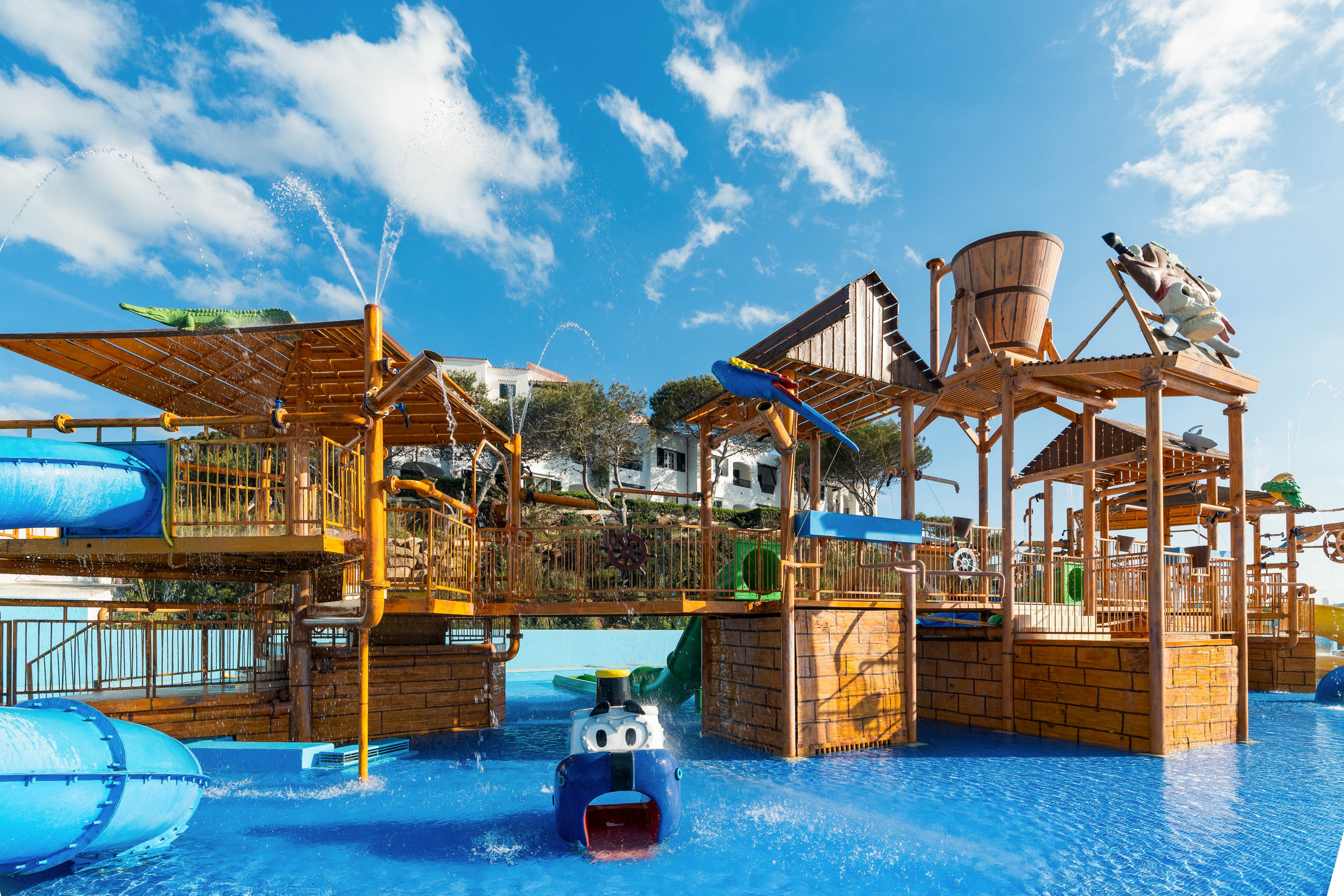 FERGUS Club Carema Splash