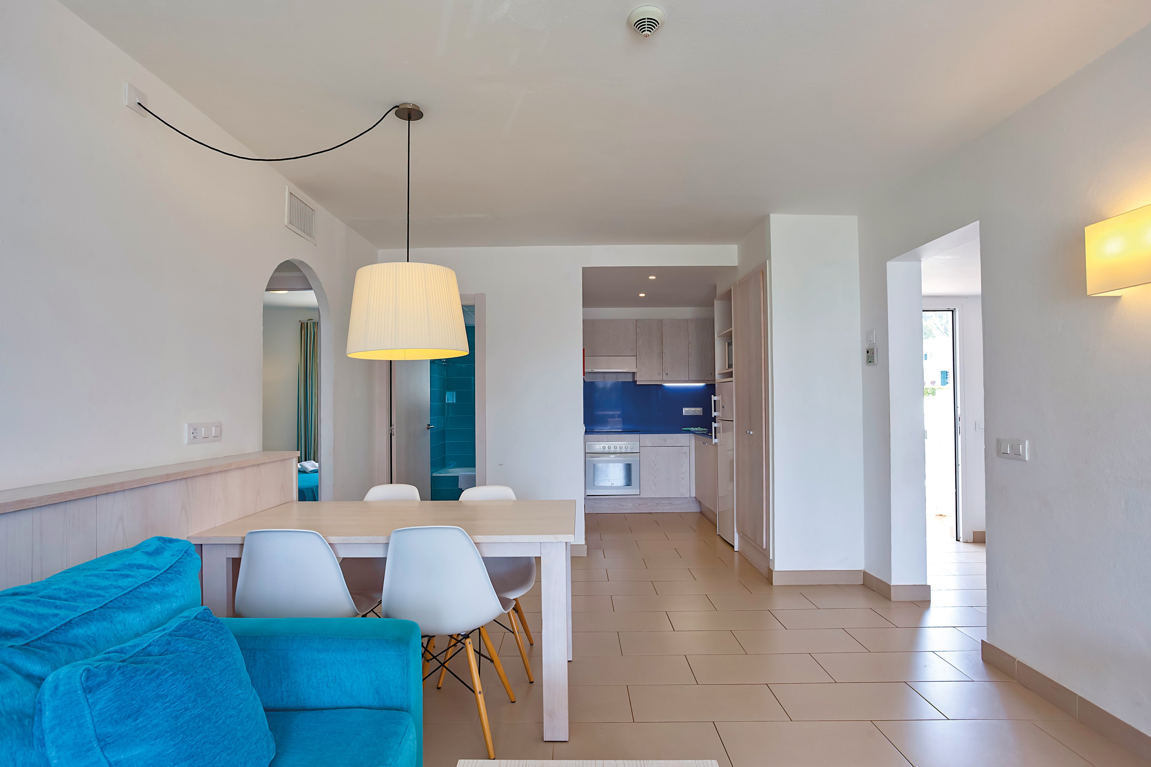 Seth Mestral & Llebeig