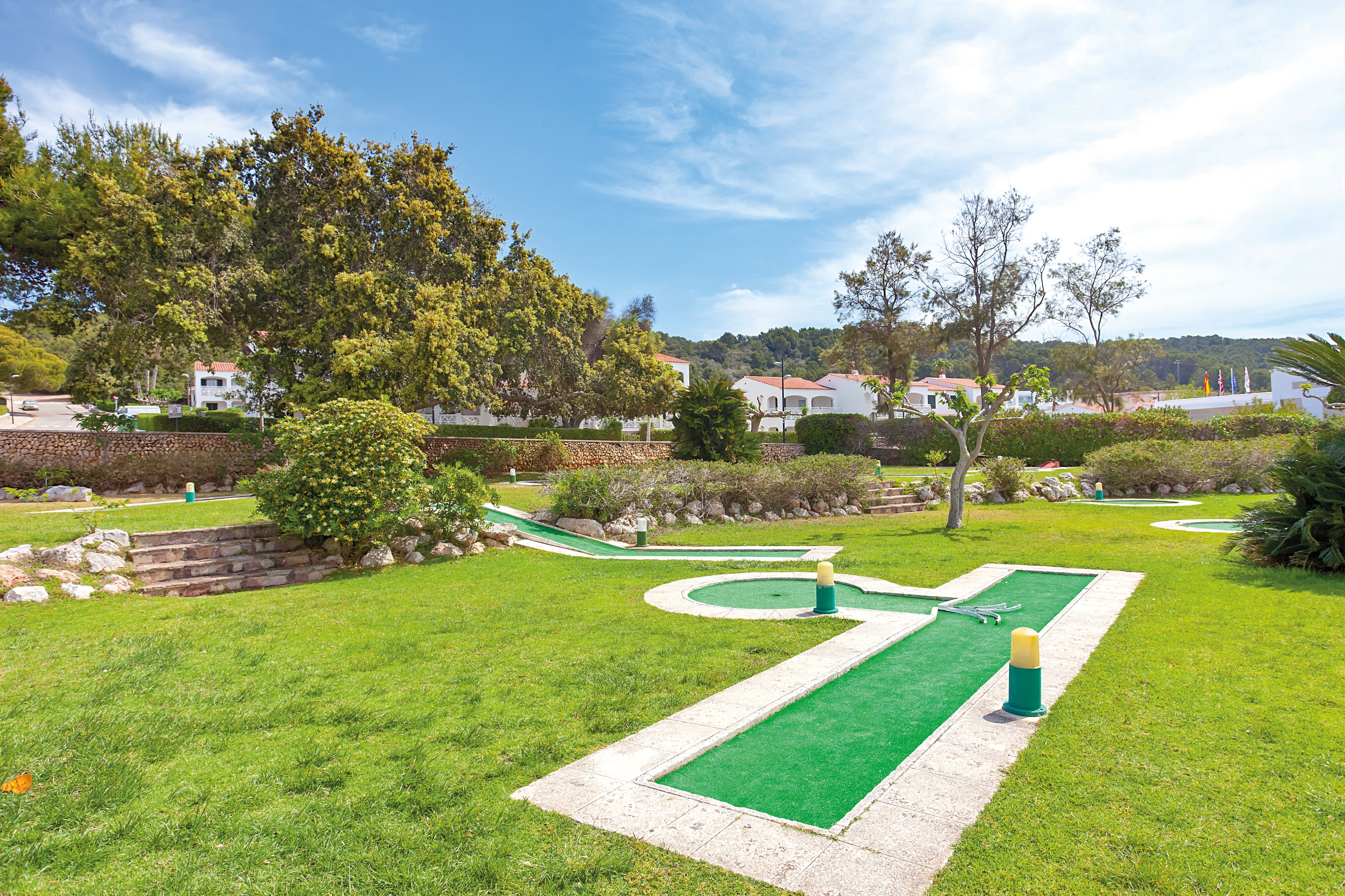 Seth Mestral & Llebeig