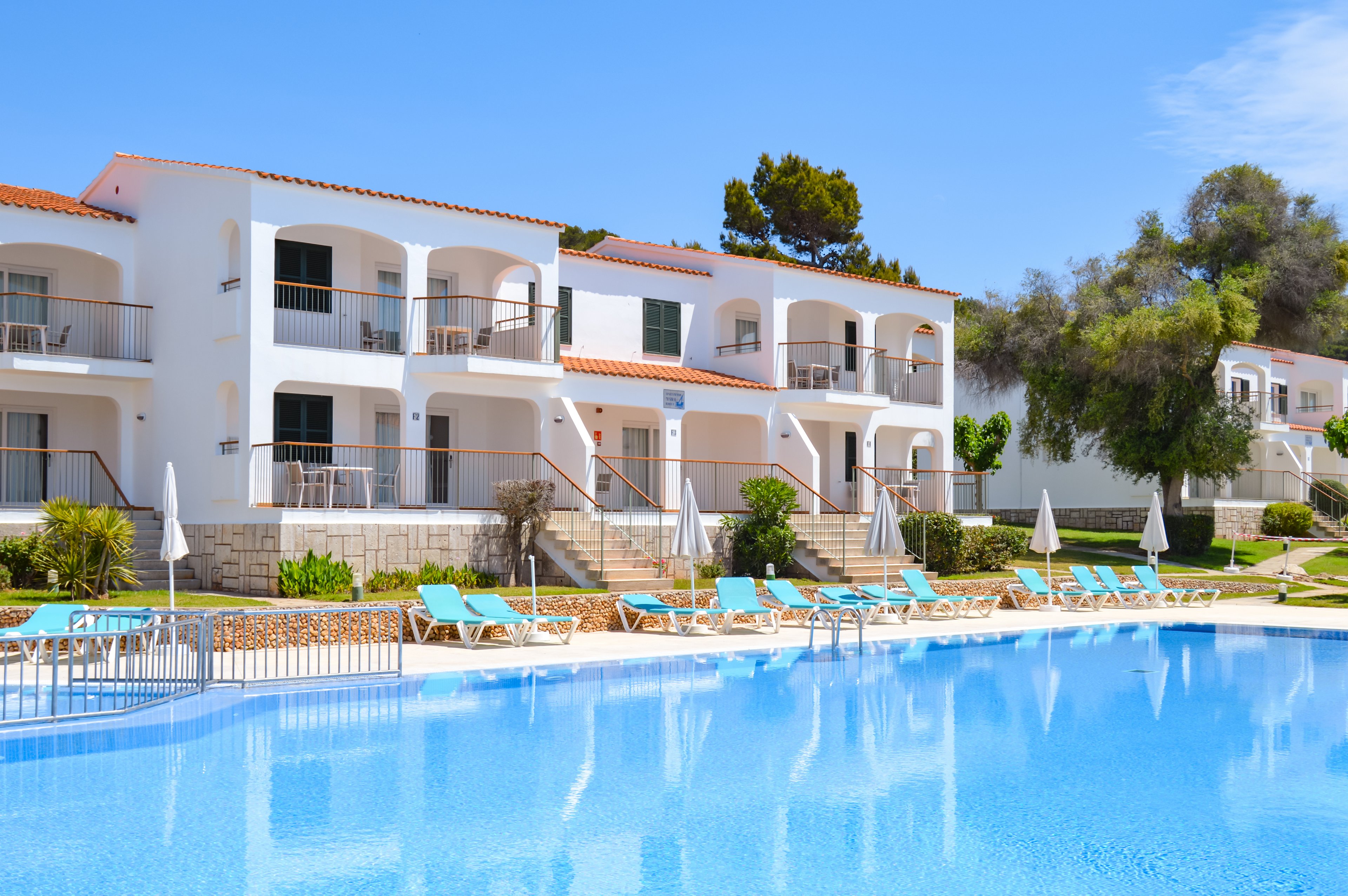 Seth Mestral & Llebeig