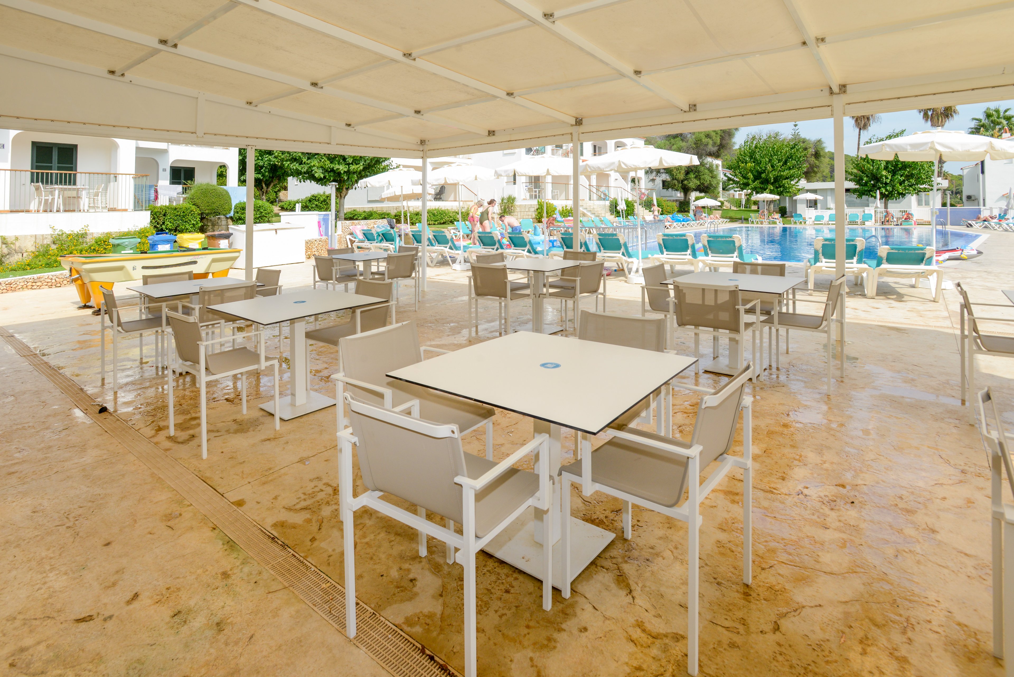 Seth Mestral & Llebeig