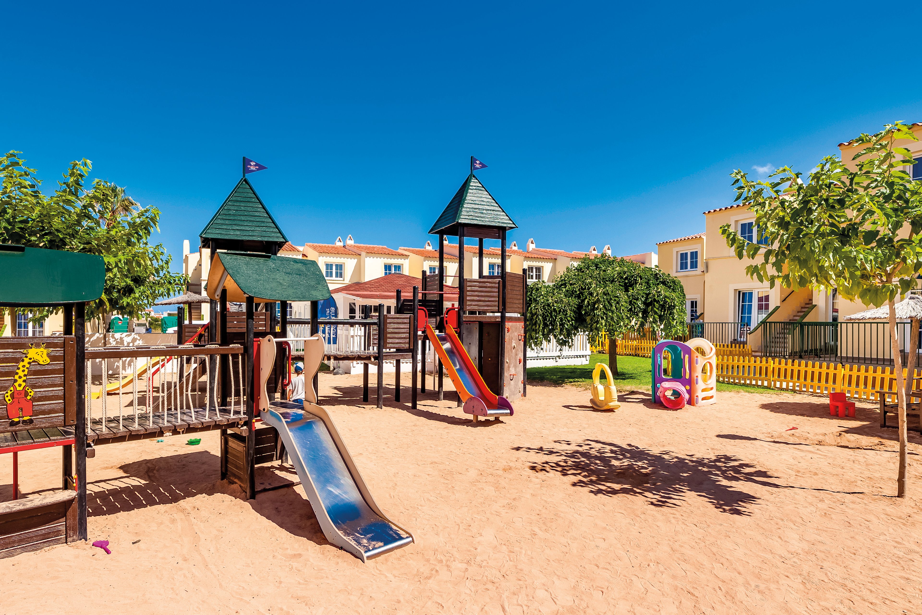 Globales Binimar & Aqua Centre Waterpark