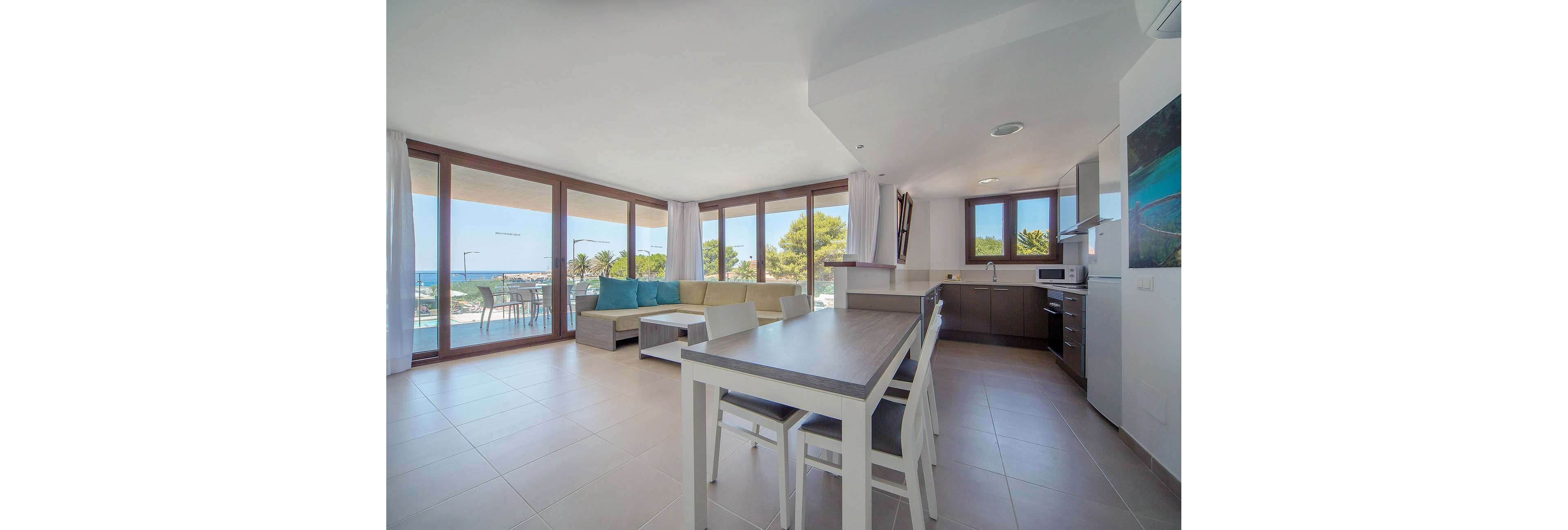 Aparthotel Ferrer Skyline