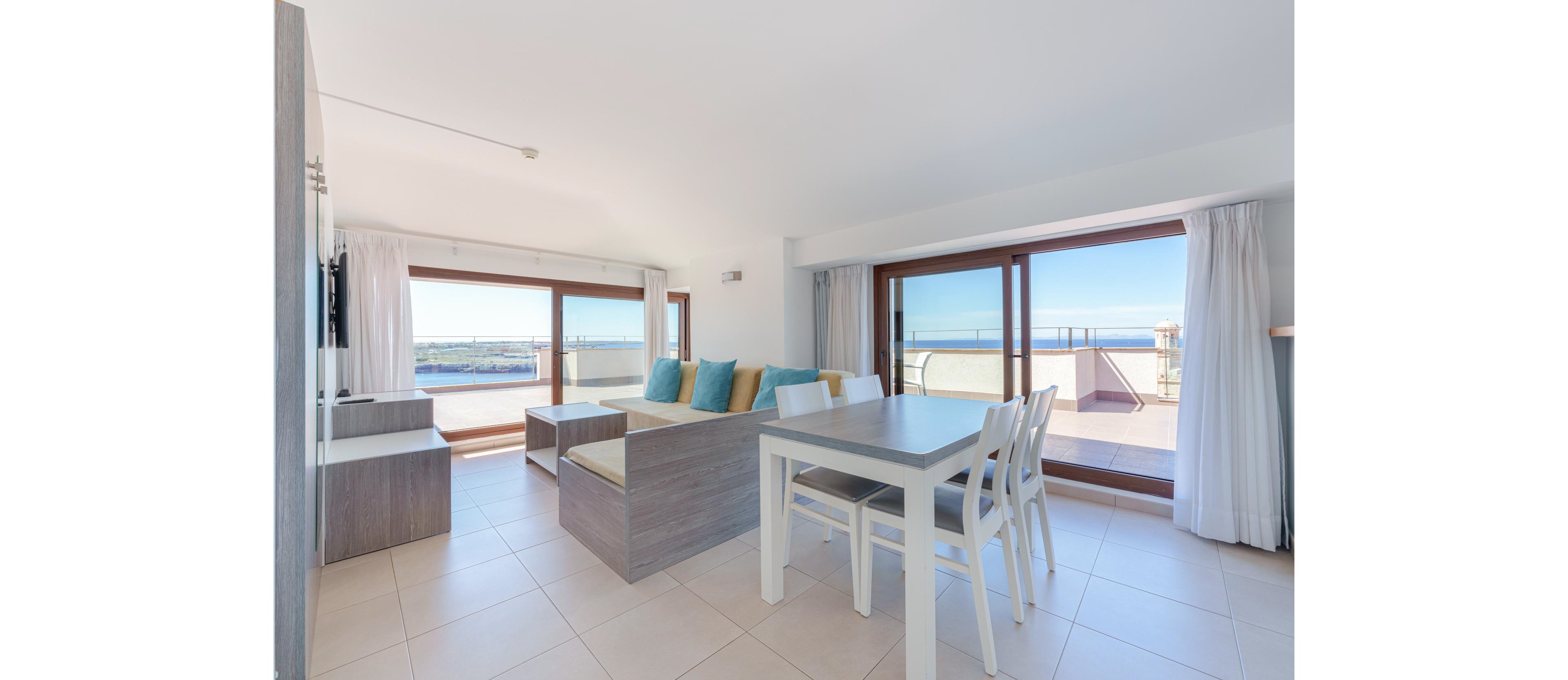 Aparthotel Ferrer Skyline