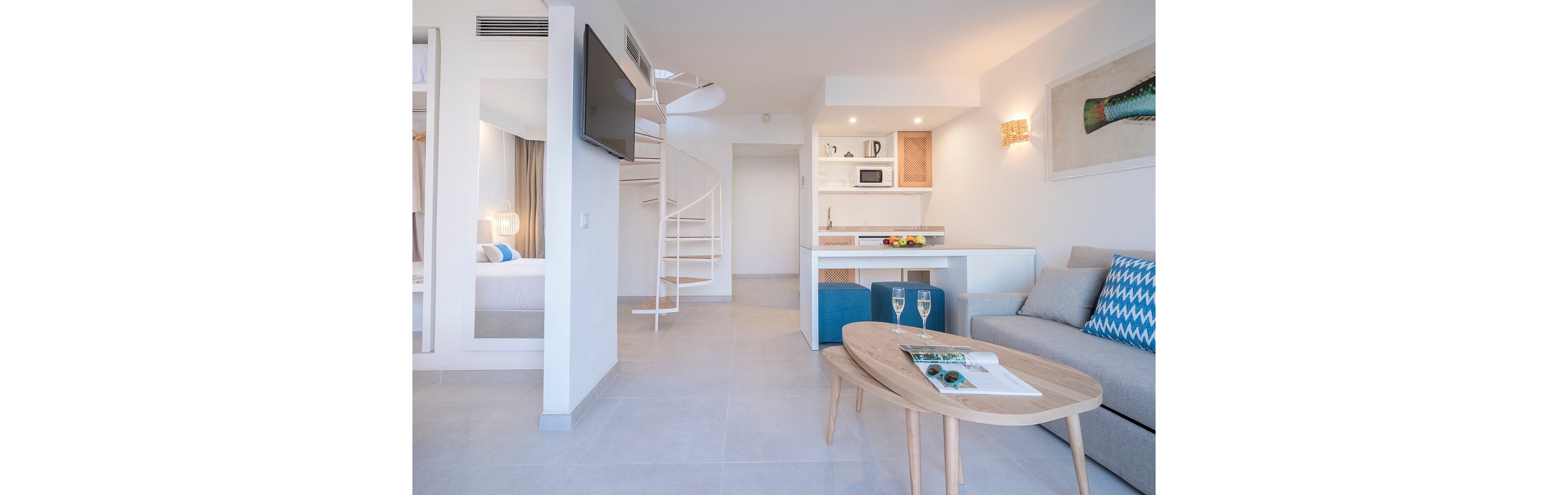 FERGUS Style Carema Beach