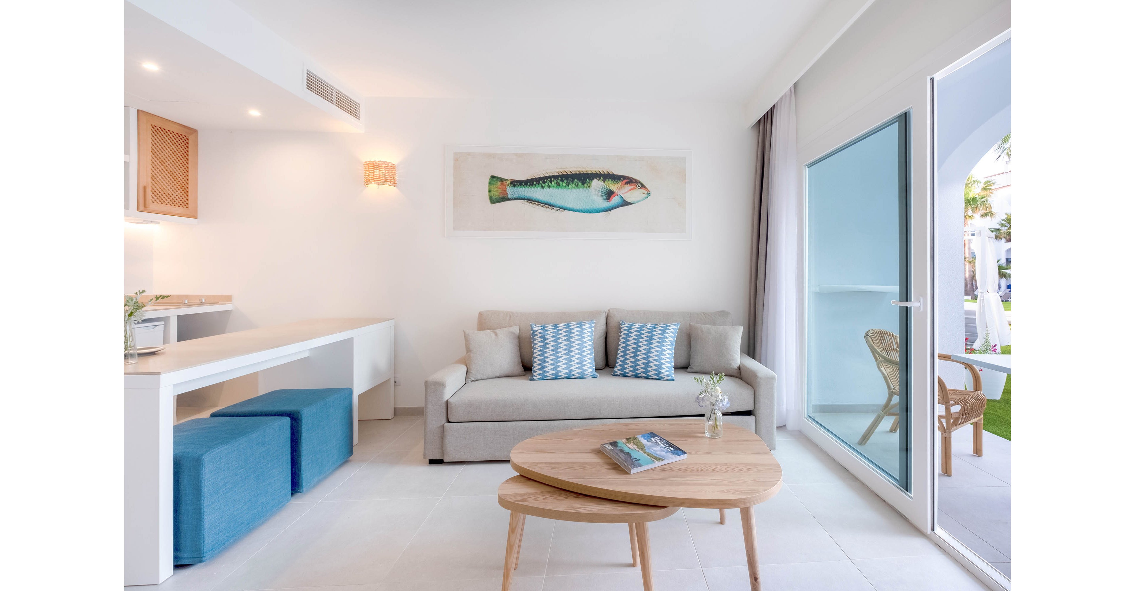 FERGUS Style Carema Beach