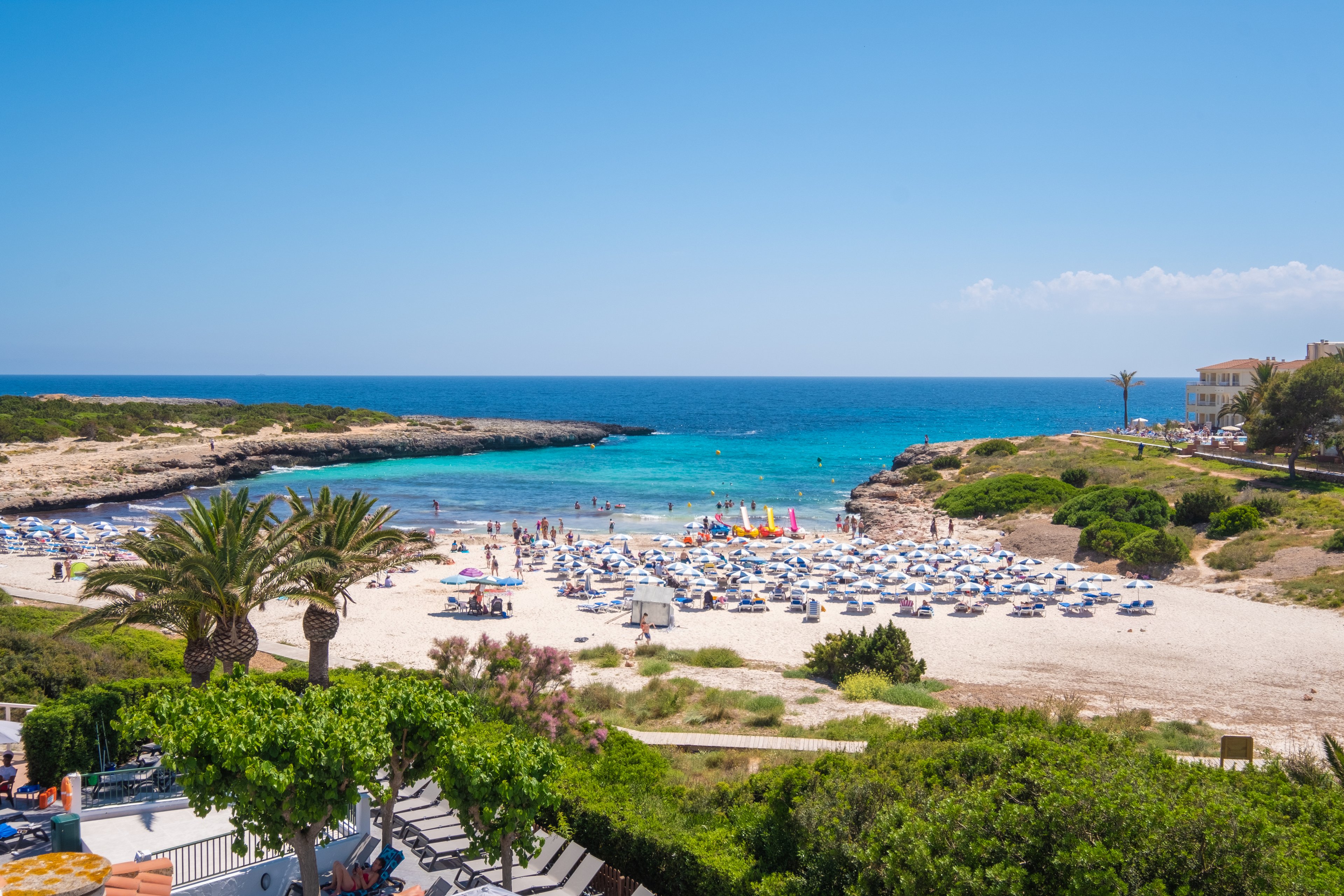 FERGUS Style Carema Beach