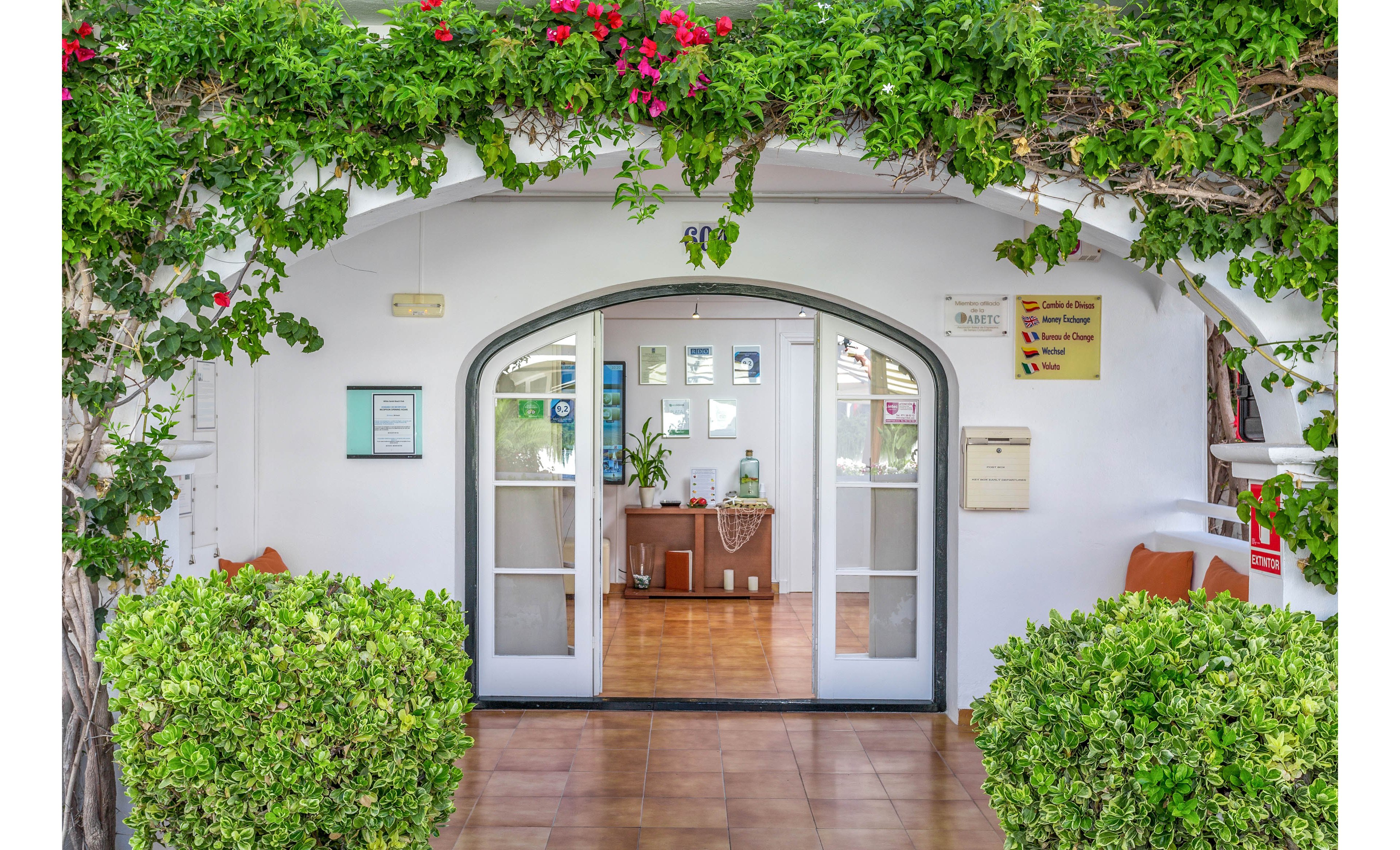 White Sands Beach Club by Diamond Resorts