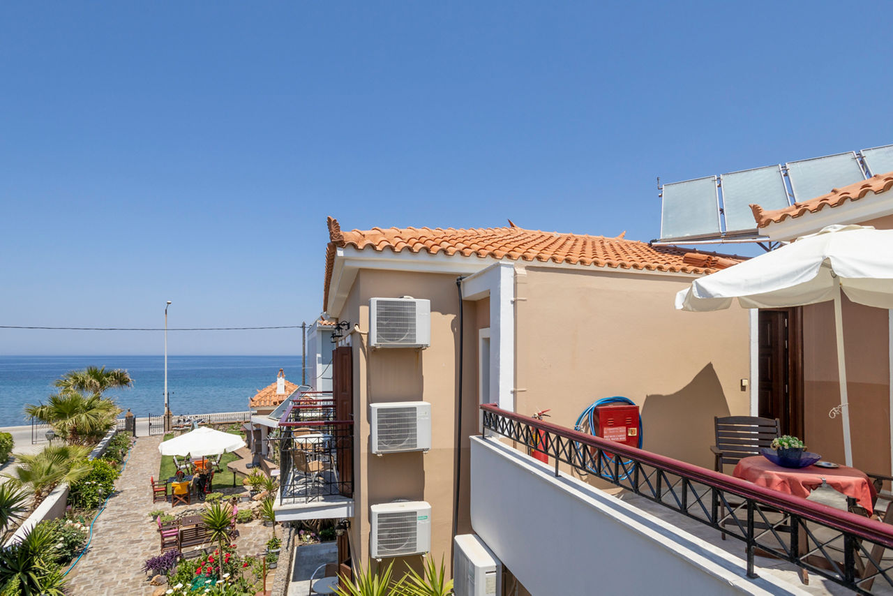 Nikis Seafront Studios